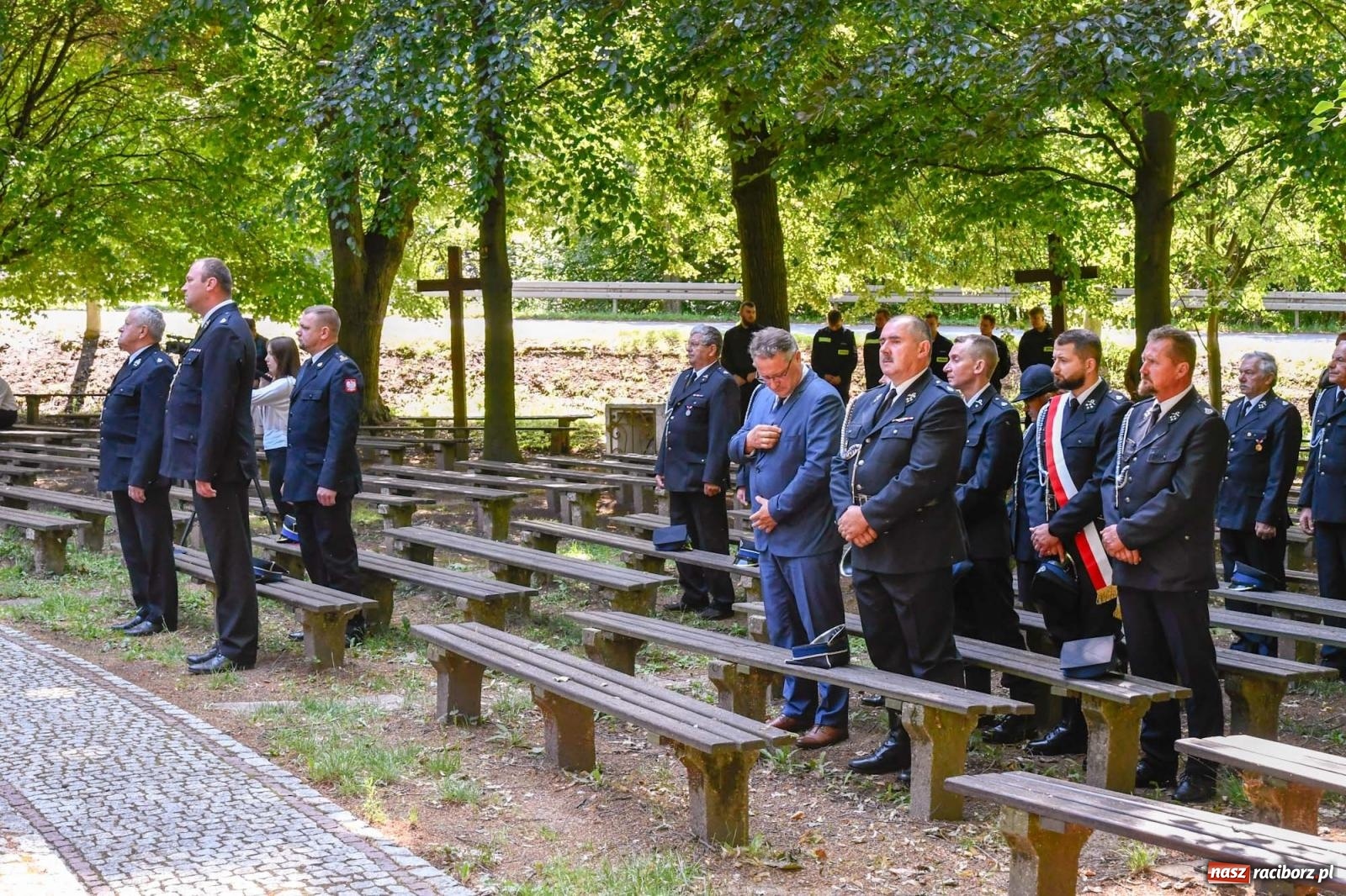 Zdjęcie w galerii na portalu naszraciborz.pl: Druhowie z Gródczanek świętują 90-lecie jednostki. Gmina ufundowała im sztandar wiadomości z regionu