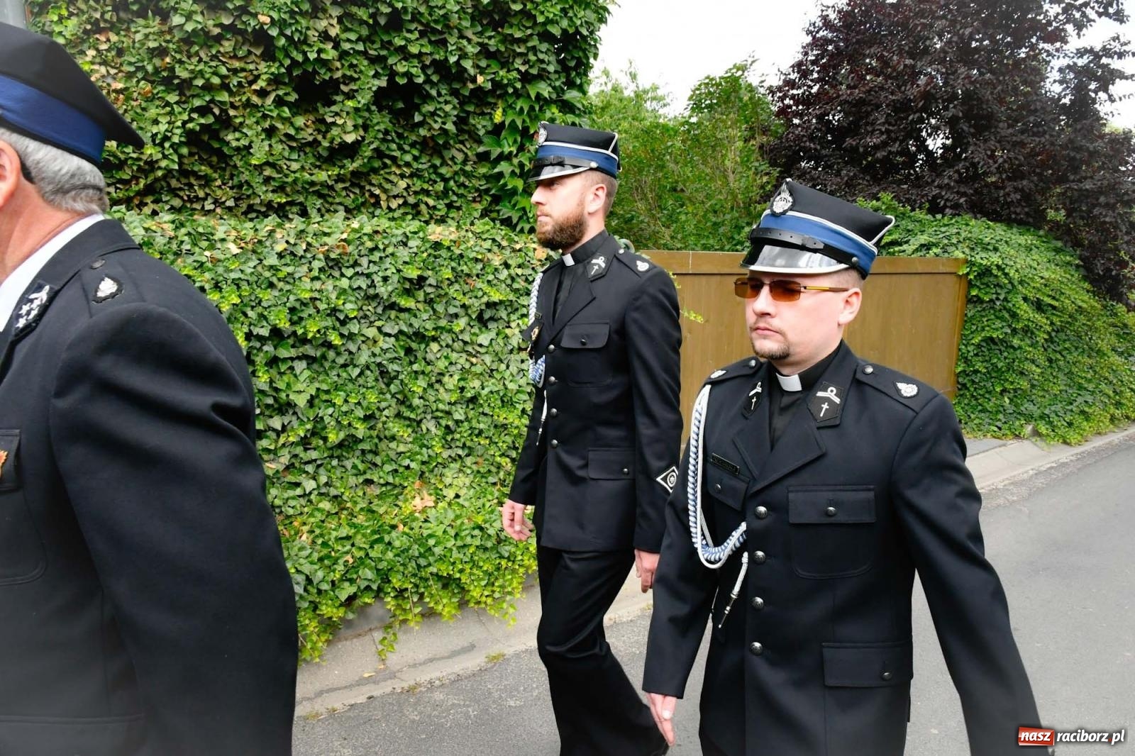 Zdjęcie w galerii na portalu naszraciborz.pl: Druhowie z Gródczanek świętują 90-lecie jednostki. Gmina ufundowała im sztandar wiadomości z regionu