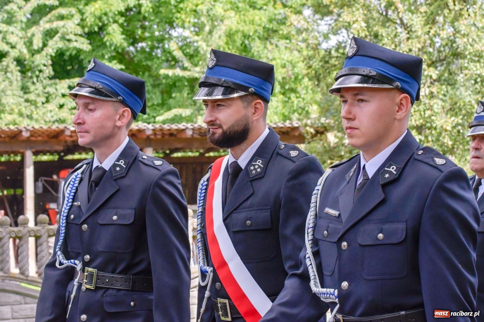 Zdjęcie w galerii na portalu naszraciborz.pl: Druhowie z Gródczanek świętują 90-lecie jednostki. Gmina ufundowała im sztandar wiadomości z regionu