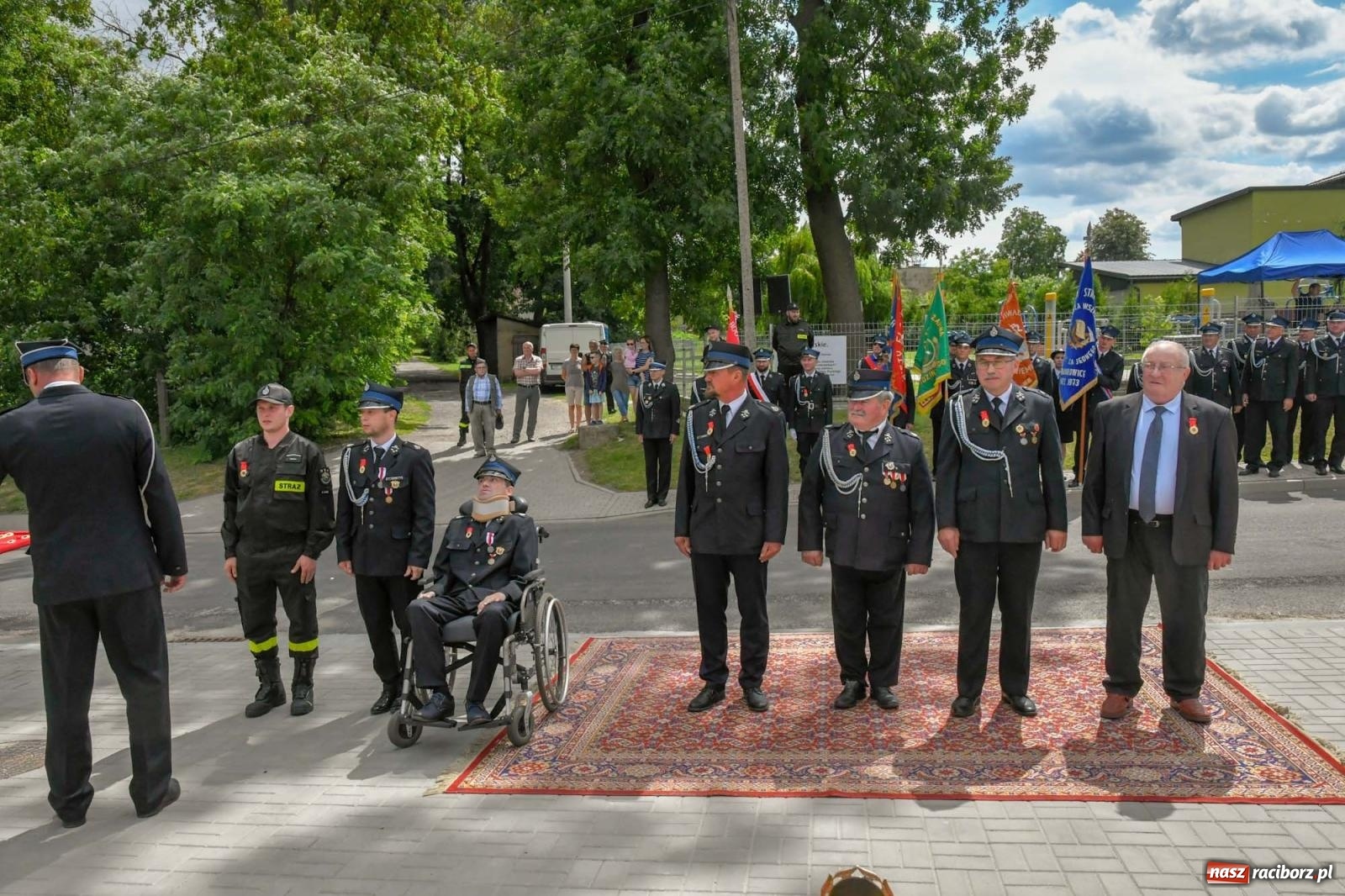 Zdjęcie w galerii na portalu naszraciborz.pl: Druhowie z Gródczanek świętują 90-lecie jednostki. Gmina ufundowała im sztandar wiadomości z regionu