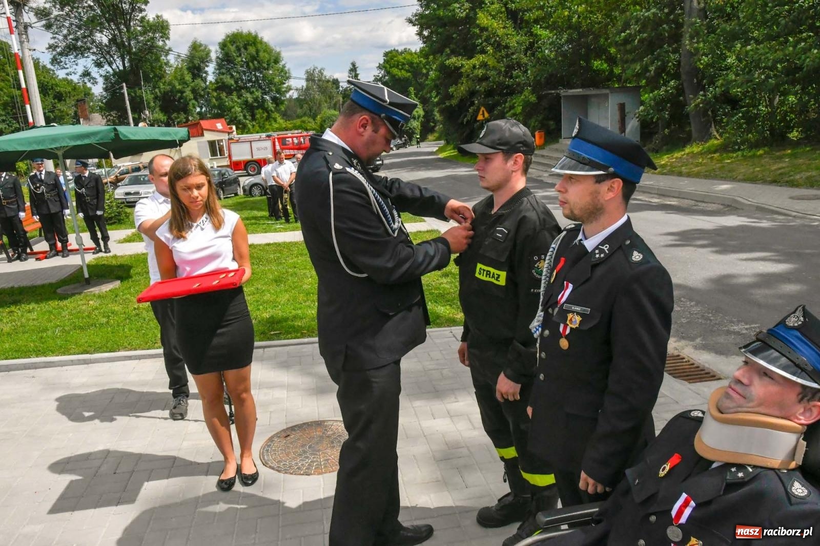 Zdjęcie w galerii na portalu naszraciborz.pl: Druhowie z Gródczanek świętują 90-lecie jednostki. Gmina ufundowała im sztandar wiadomości z regionu