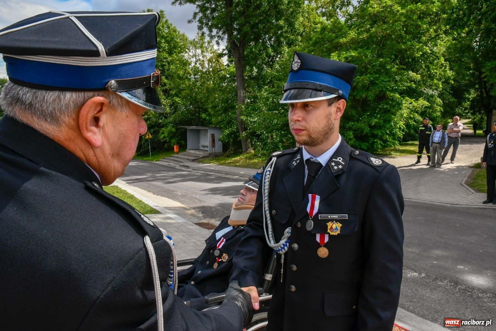 Zdjęcie w galerii na portalu naszraciborz.pl: Druhowie z Gródczanek świętują 90-lecie jednostki. Gmina ufundowała im sztandar wiadomości z regionu