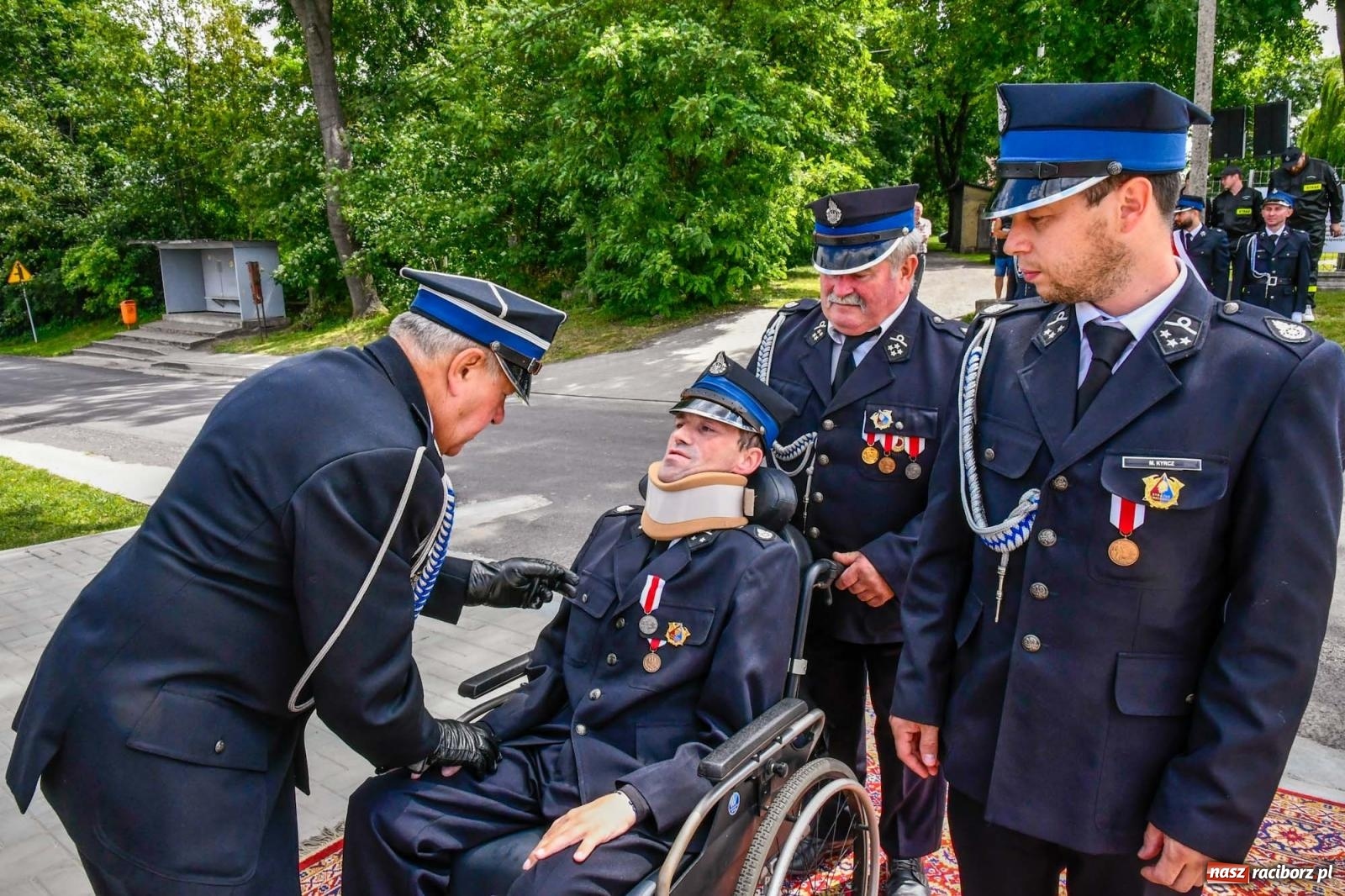 Zdjęcie w galerii na portalu naszraciborz.pl: Druhowie z Gródczanek świętują 90-lecie jednostki. Gmina ufundowała im sztandar wiadomości z regionu