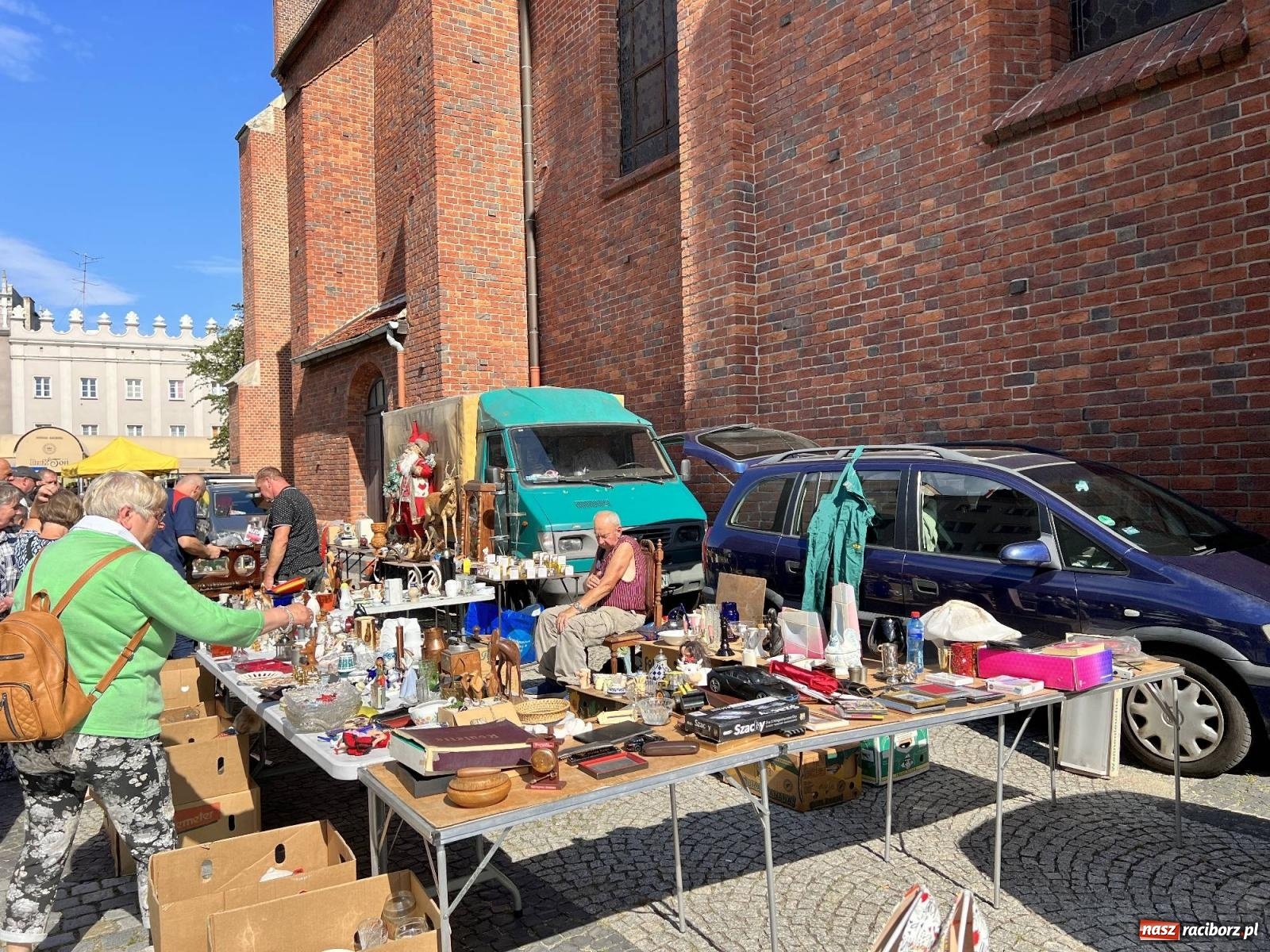 Zdjęcie w galerii na portalu naszraciborz.pl: Raciborski targ staroci odzyskał wigor wiadomości z regionu