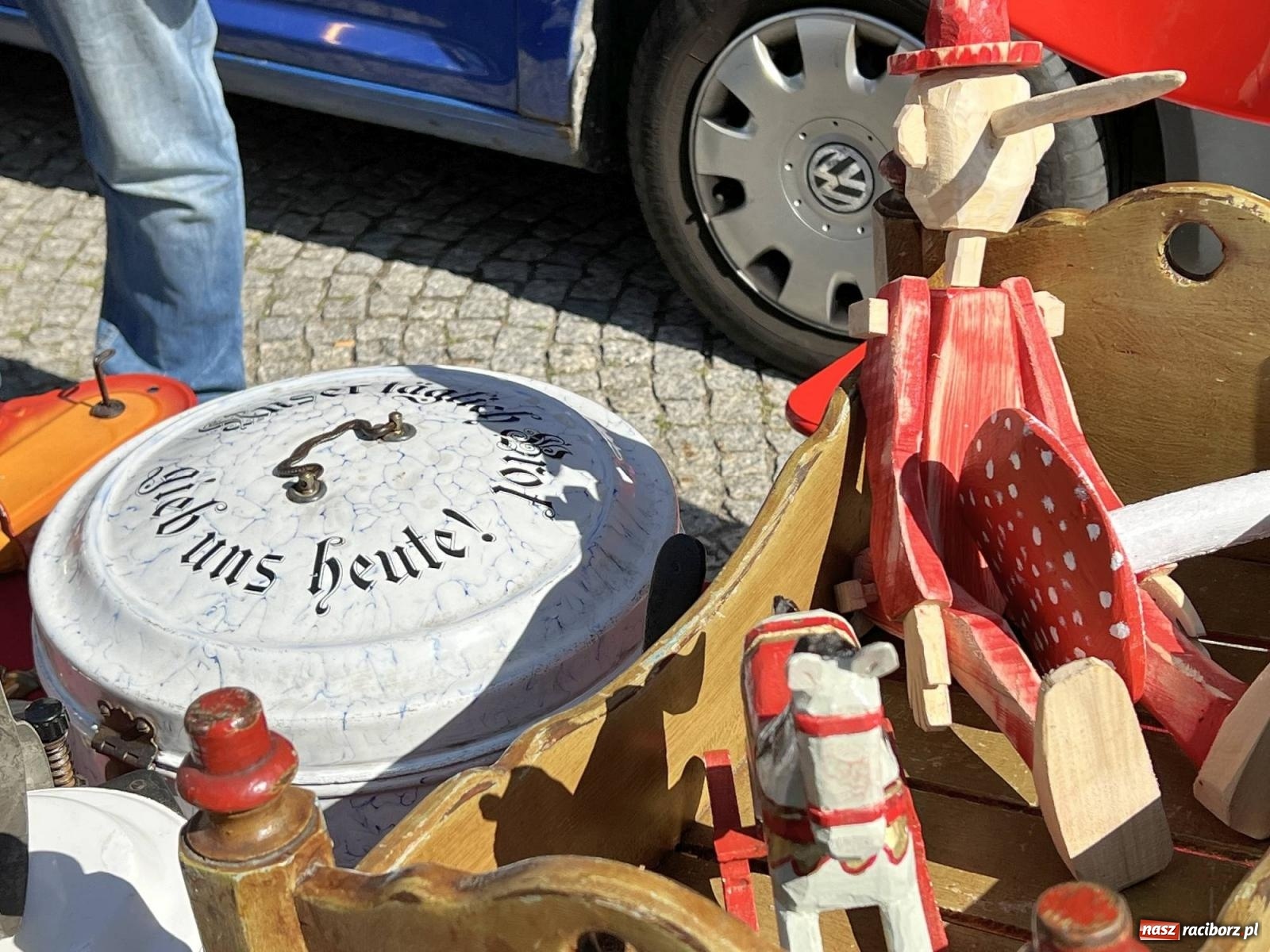 Zdjęcie w galerii na portalu naszraciborz.pl: Raciborski targ staroci odzyskał wigor wiadomości z regionu