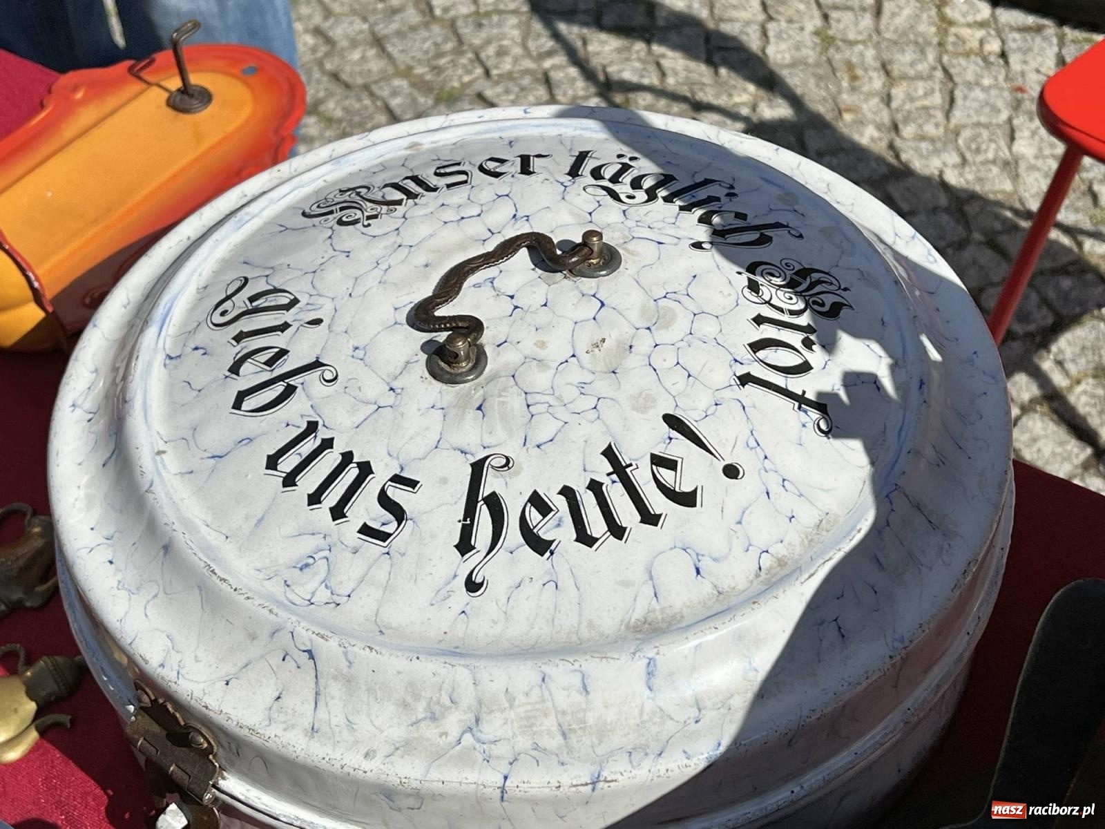 Zdjęcie w galerii na portalu naszraciborz.pl: Raciborski targ staroci odzyskał wigor wiadomości z regionu