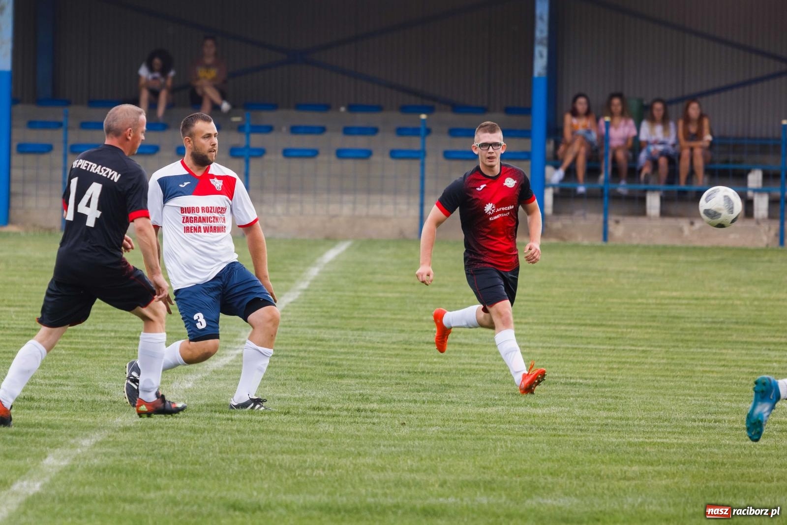Zdjęcie w galerii na portalu naszraciborz.pl: Gminny Turniej Piłki Nożnej o Puchar Burmistrza Krzanowic wiadomości z regionu