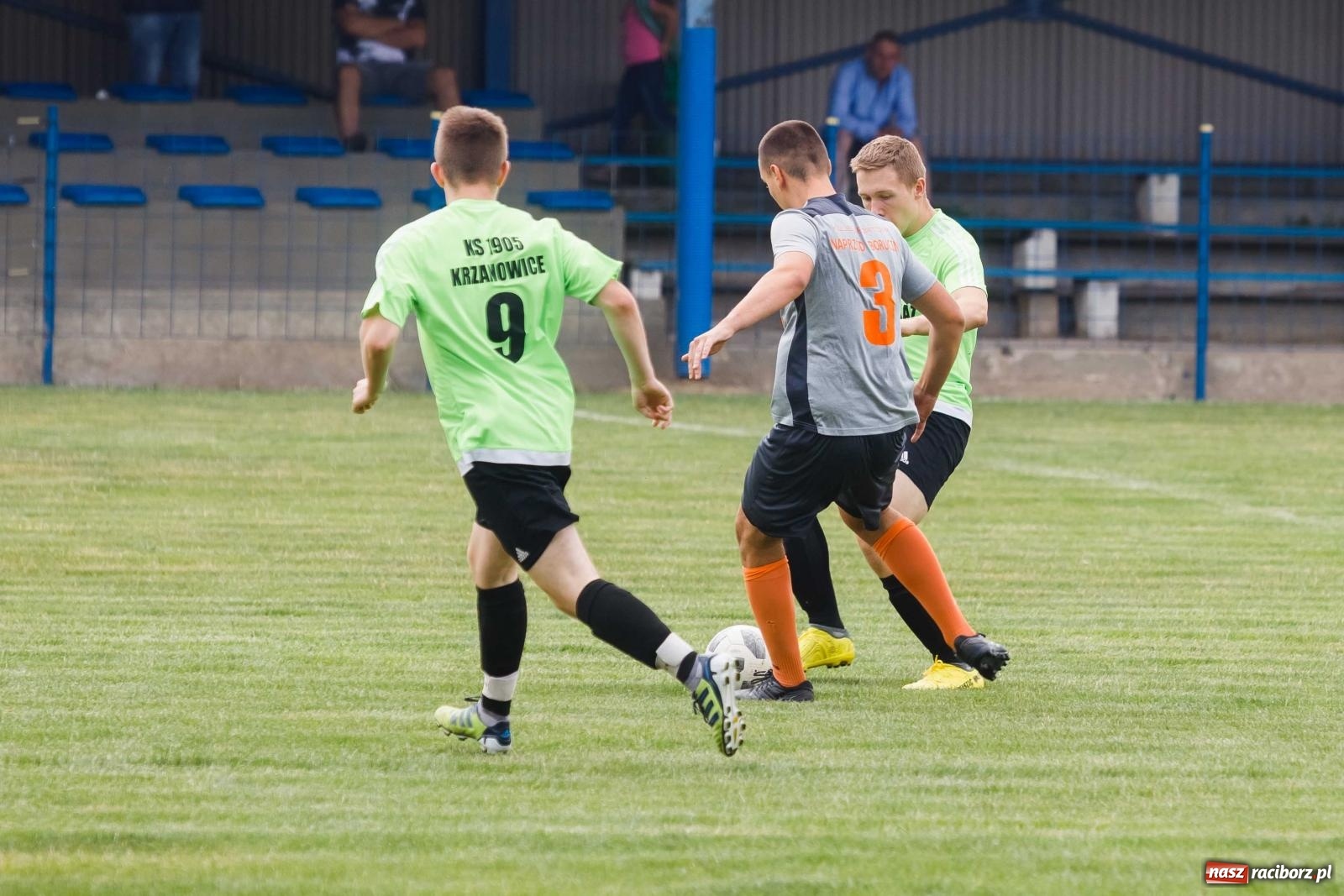 Zdjęcie w galerii na portalu naszraciborz.pl: Gminny Turniej Piłki Nożnej o Puchar Burmistrza Krzanowic wiadomości z regionu