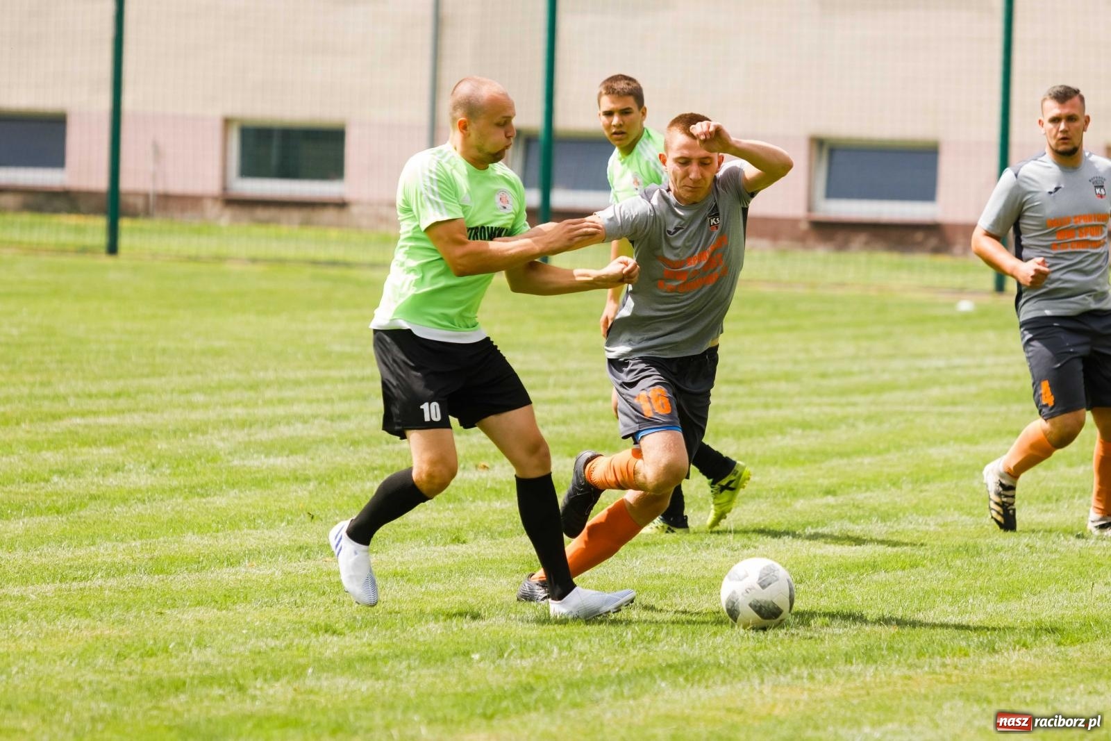 Zdjęcie w galerii na portalu naszraciborz.pl: Gminny Turniej Piłki Nożnej o Puchar Burmistrza Krzanowic wiadomości z regionu