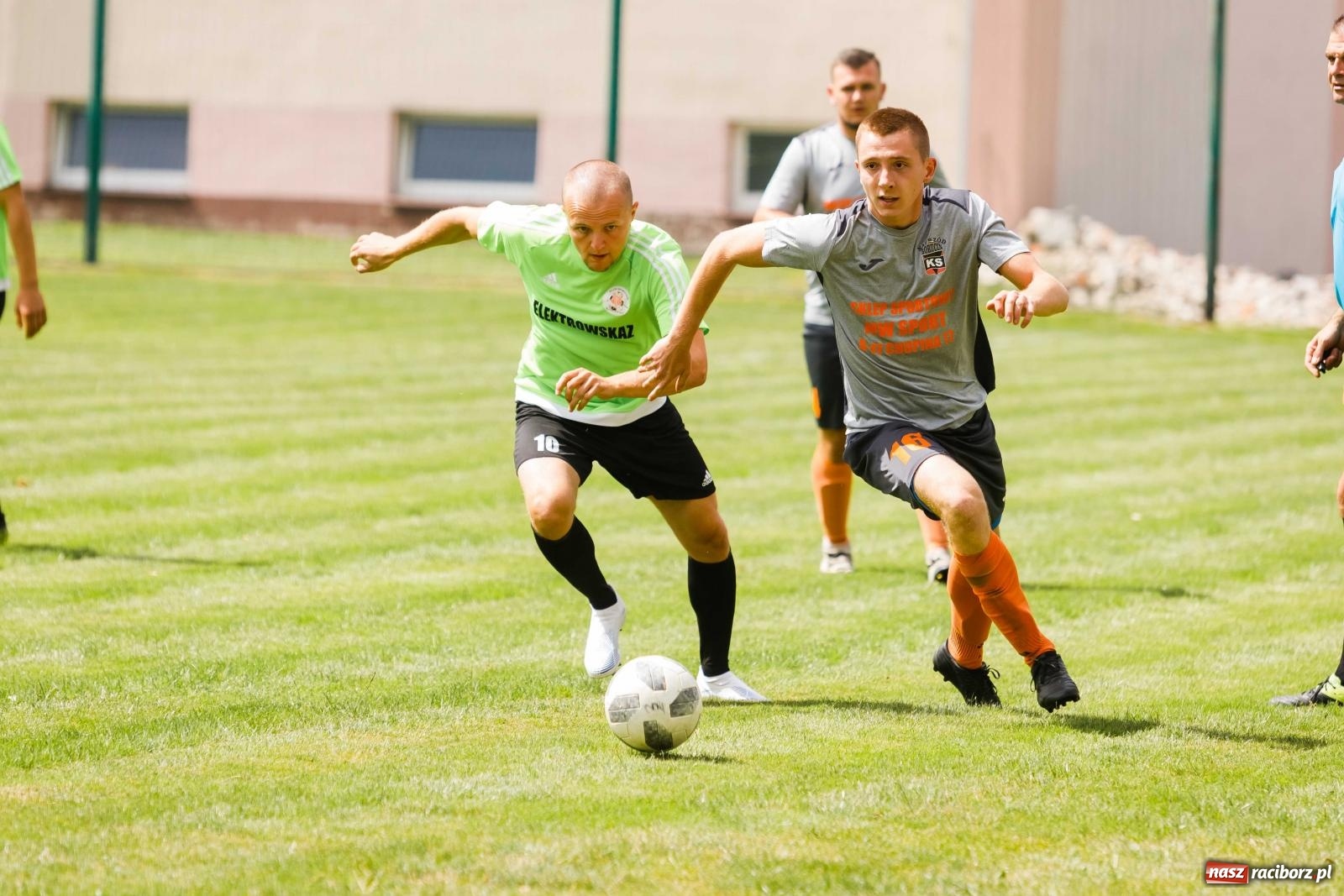 Zdjęcie w galerii na portalu naszraciborz.pl: Gminny Turniej Piłki Nożnej o Puchar Burmistrza Krzanowic wiadomości z regionu