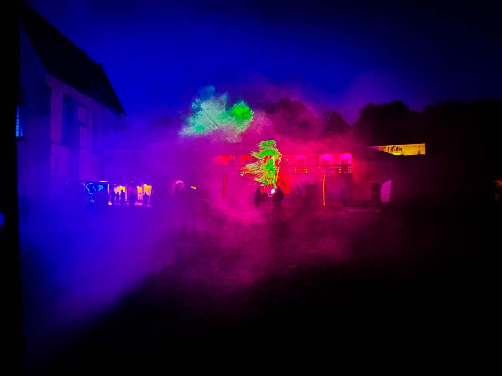 Zdjęcie w galerii na portalu naszraciborz.pl: Full MooN na Piasku - zamek jak dyskoteka wiadomości z regionu