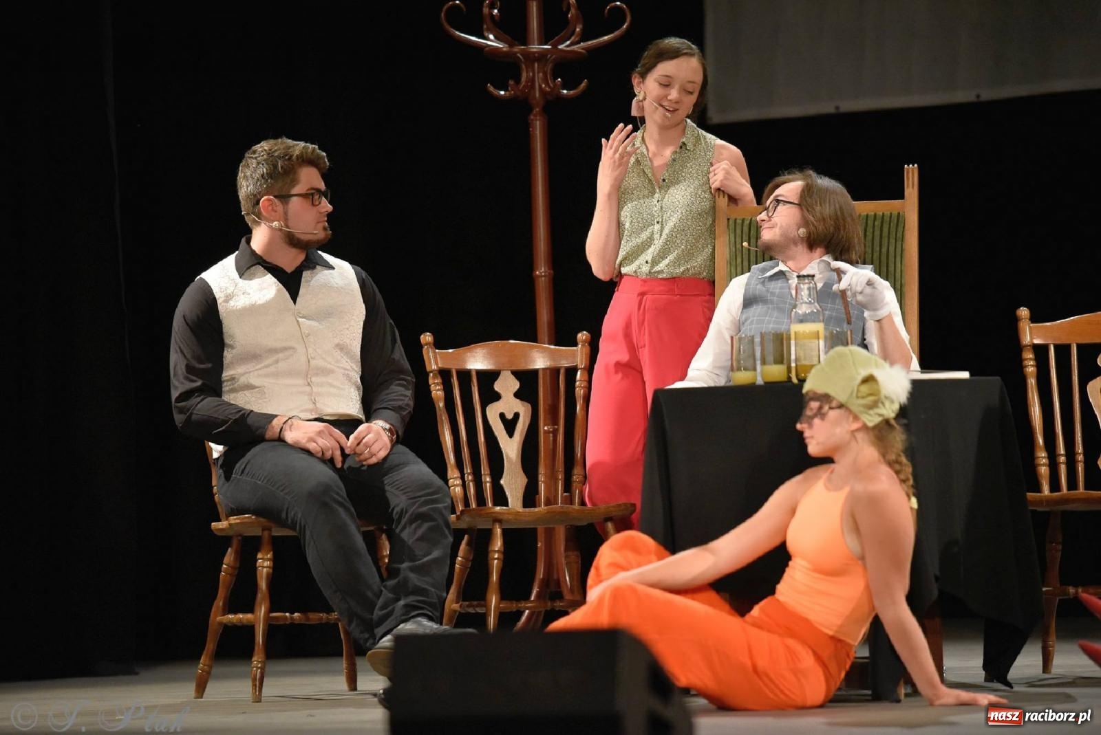 Zdjęcie w galerii na portalu naszraciborz.pl: Urodziny Irrealisu na deskach Strzechy [FOTOREPORTAŻ] wiadomości z regionu