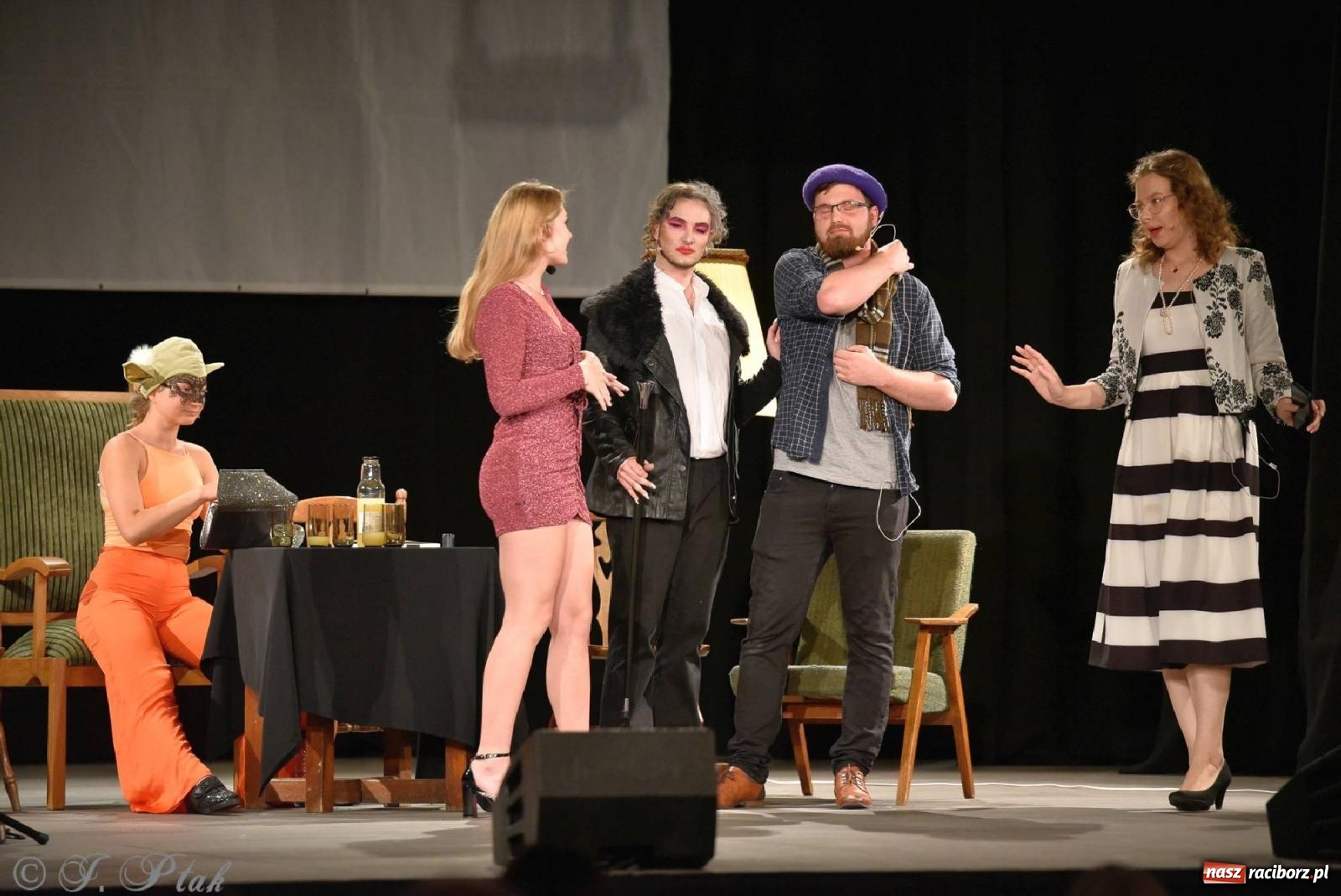 Zdjęcie w galerii na portalu naszraciborz.pl: Urodziny Irrealisu na deskach Strzechy [FOTOREPORTAŻ] wiadomości z regionu