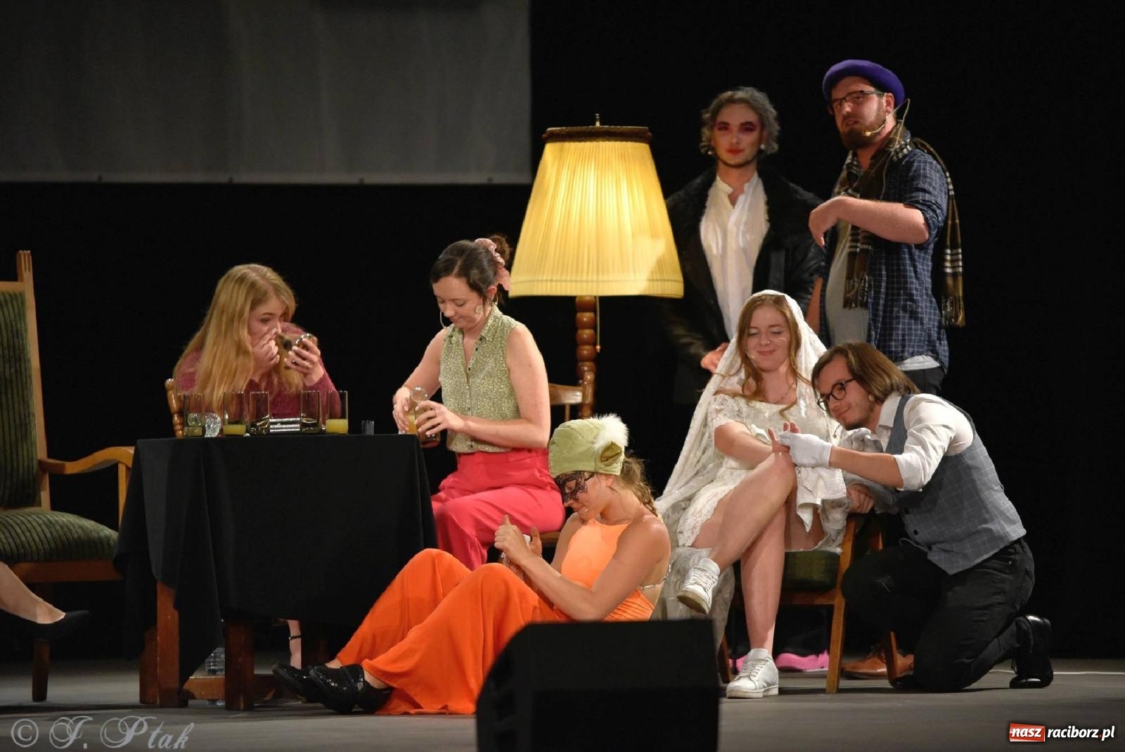 Zdjęcie w galerii na portalu naszraciborz.pl: Urodziny Irrealisu na deskach Strzechy [FOTOREPORTAŻ] wiadomości z regionu