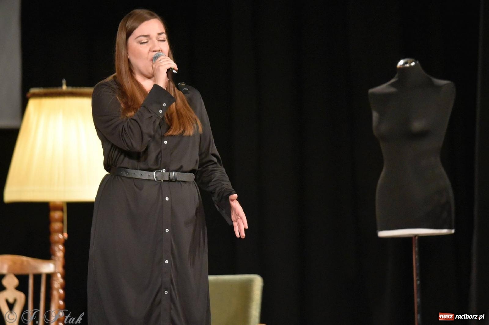 Zdjęcie w galerii na portalu naszraciborz.pl: Urodziny Irrealisu na deskach Strzechy [FOTOREPORTAŻ] wiadomości z regionu