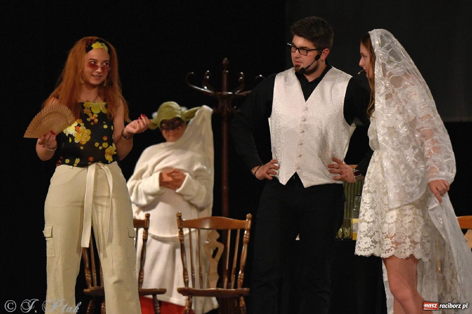 Zdjęcie w galerii na portalu naszraciborz.pl: Urodziny Irrealisu na deskach Strzechy [FOTOREPORTAŻ] wiadomości z regionu