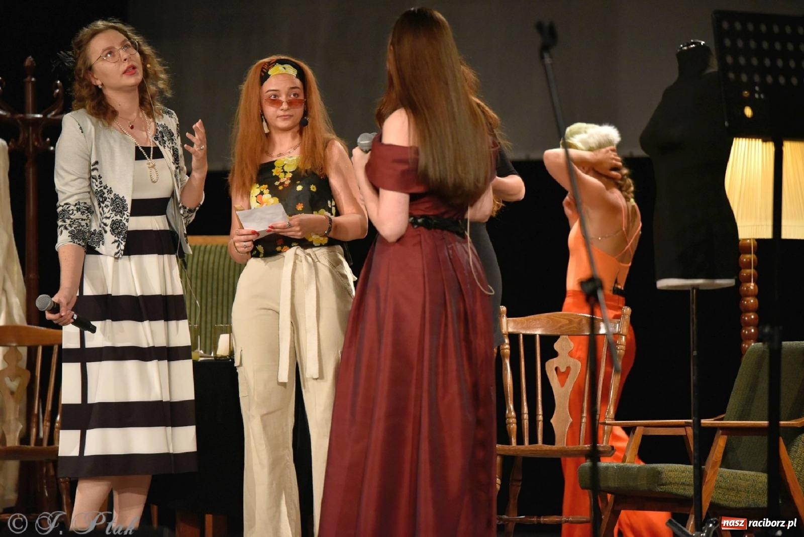 Zdjęcie w galerii na portalu naszraciborz.pl: Urodziny Irrealisu na deskach Strzechy [FOTOREPORTAŻ] wiadomości z regionu