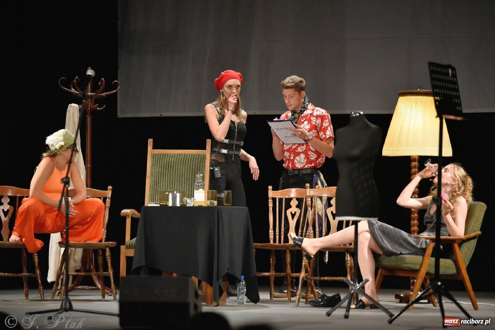 Zdjęcie w galerii na portalu naszraciborz.pl: Urodziny Irrealisu na deskach Strzechy [FOTOREPORTAŻ] wiadomości z regionu