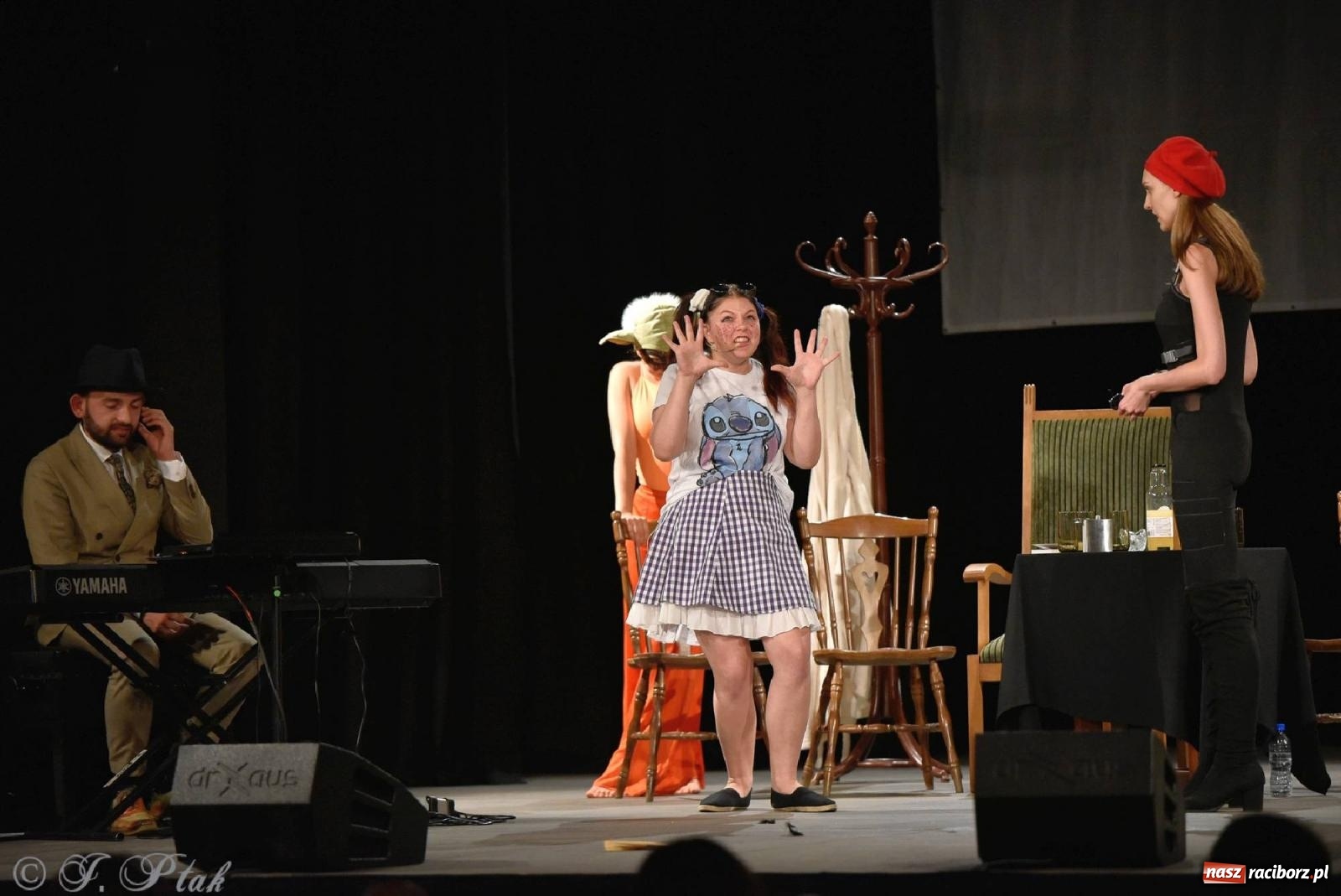 Zdjęcie w galerii na portalu naszraciborz.pl: Urodziny Irrealisu na deskach Strzechy [FOTOREPORTAŻ] wiadomości z regionu