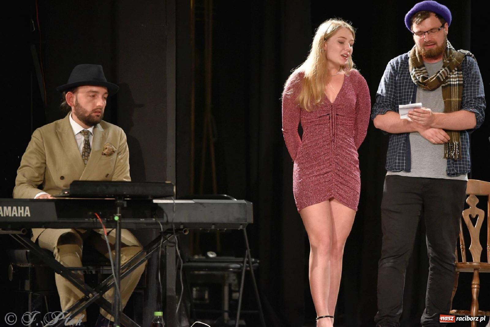 Zdjęcie w galerii na portalu naszraciborz.pl: Urodziny Irrealisu na deskach Strzechy [FOTOREPORTAŻ] wiadomości z regionu