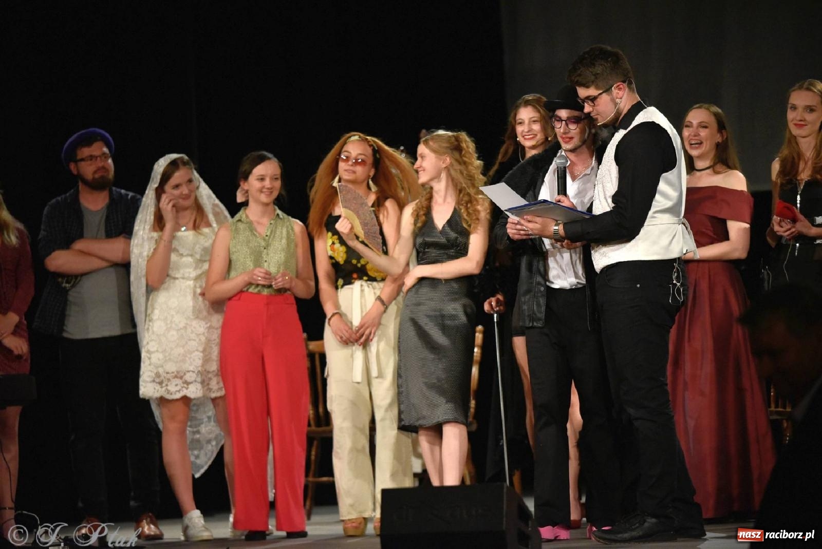 Zdjęcie w galerii na portalu naszraciborz.pl: Urodziny Irrealisu na deskach Strzechy [FOTOREPORTAŻ] wiadomości z regionu