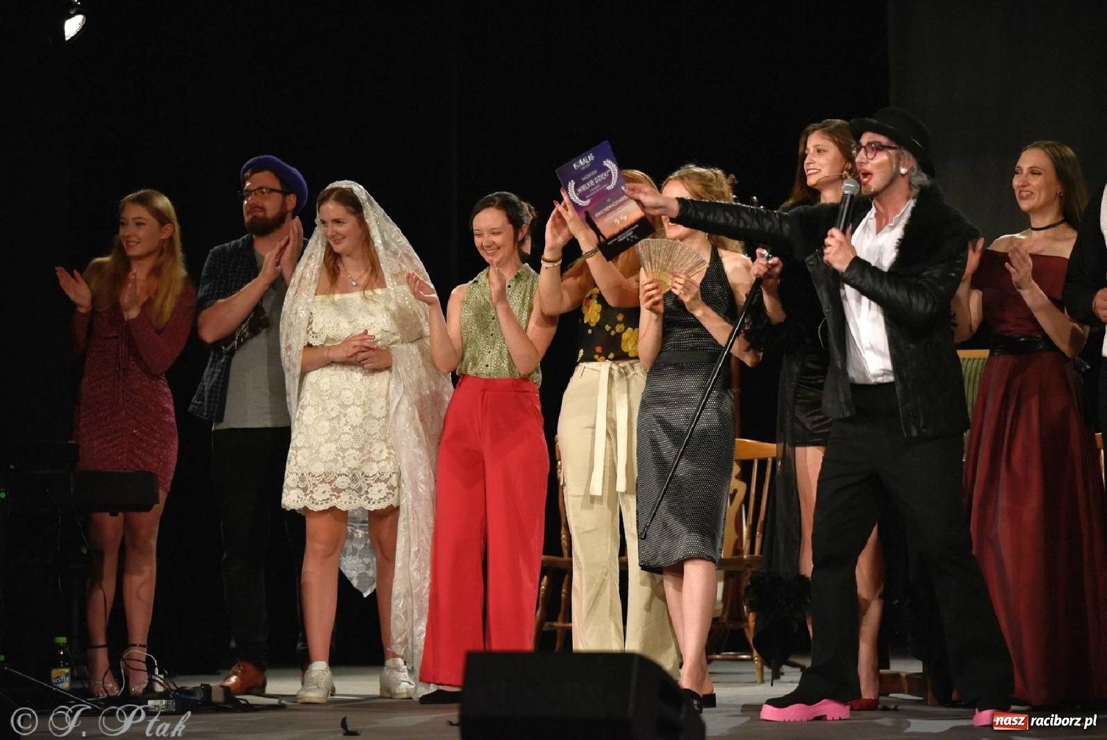 Zdjęcie w galerii na portalu naszraciborz.pl: Urodziny Irrealisu na deskach Strzechy [FOTOREPORTAŻ] wiadomości z regionu