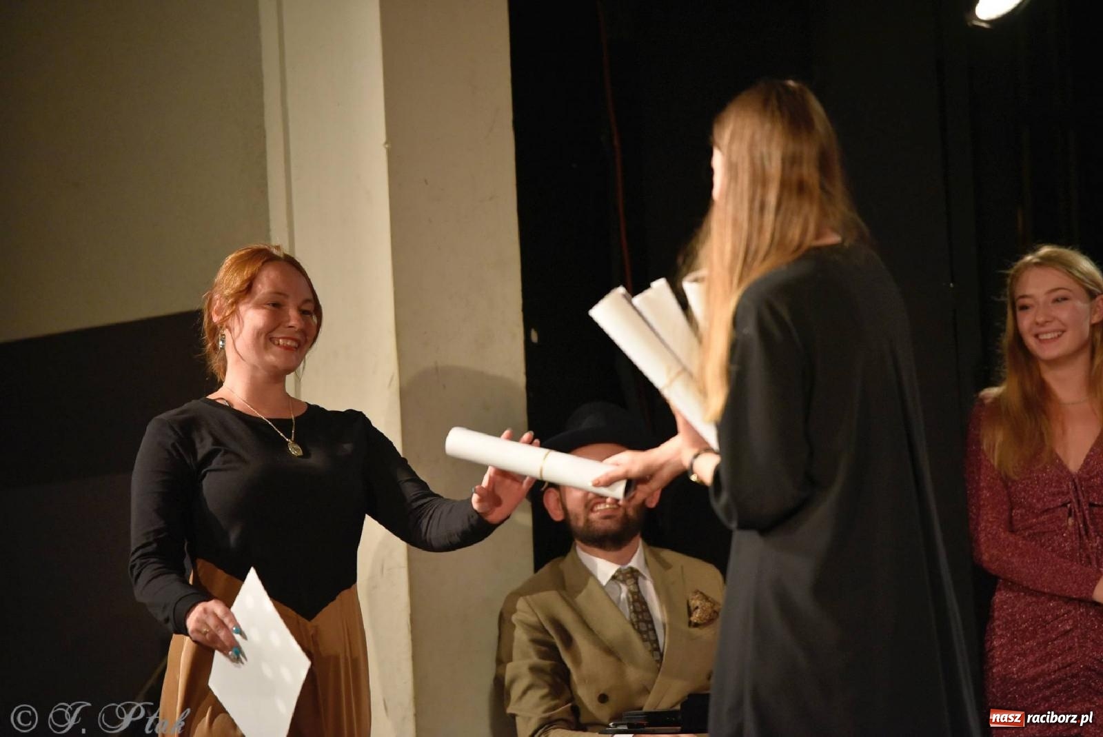 Zdjęcie w galerii na portalu naszraciborz.pl: Urodziny Irrealisu na deskach Strzechy [FOTOREPORTAŻ] wiadomości z regionu