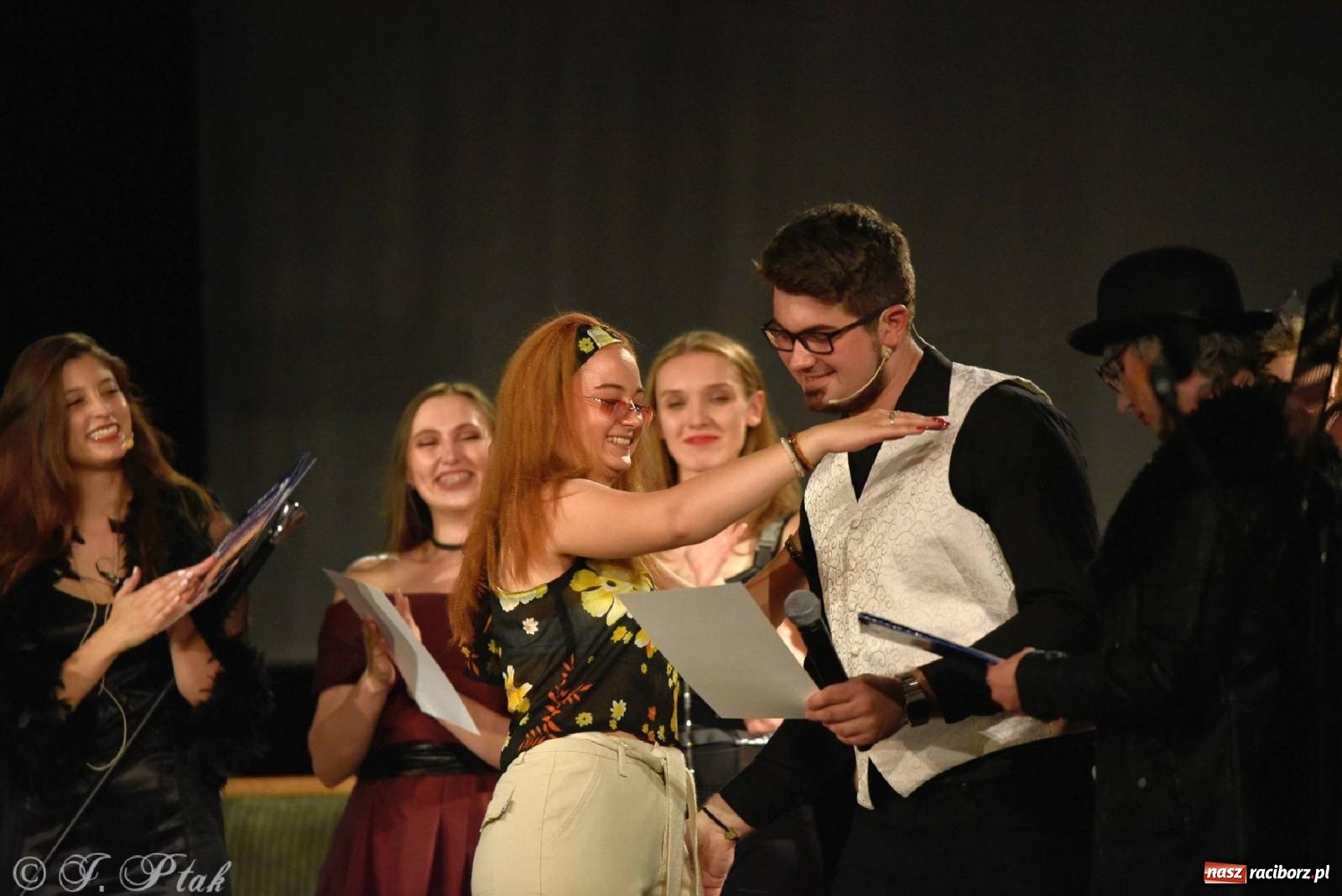 Zdjęcie w galerii na portalu naszraciborz.pl: Urodziny Irrealisu na deskach Strzechy [FOTOREPORTAŻ] wiadomości z regionu