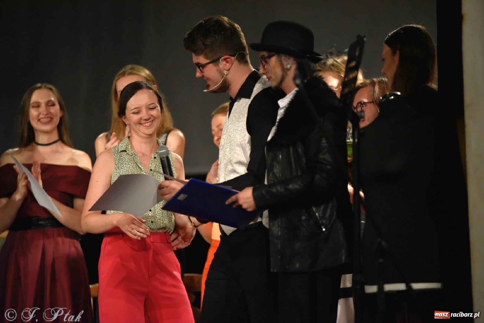 Zdjęcie w galerii na portalu naszraciborz.pl: Urodziny Irrealisu na deskach Strzechy [FOTOREPORTAŻ] wiadomości z regionu