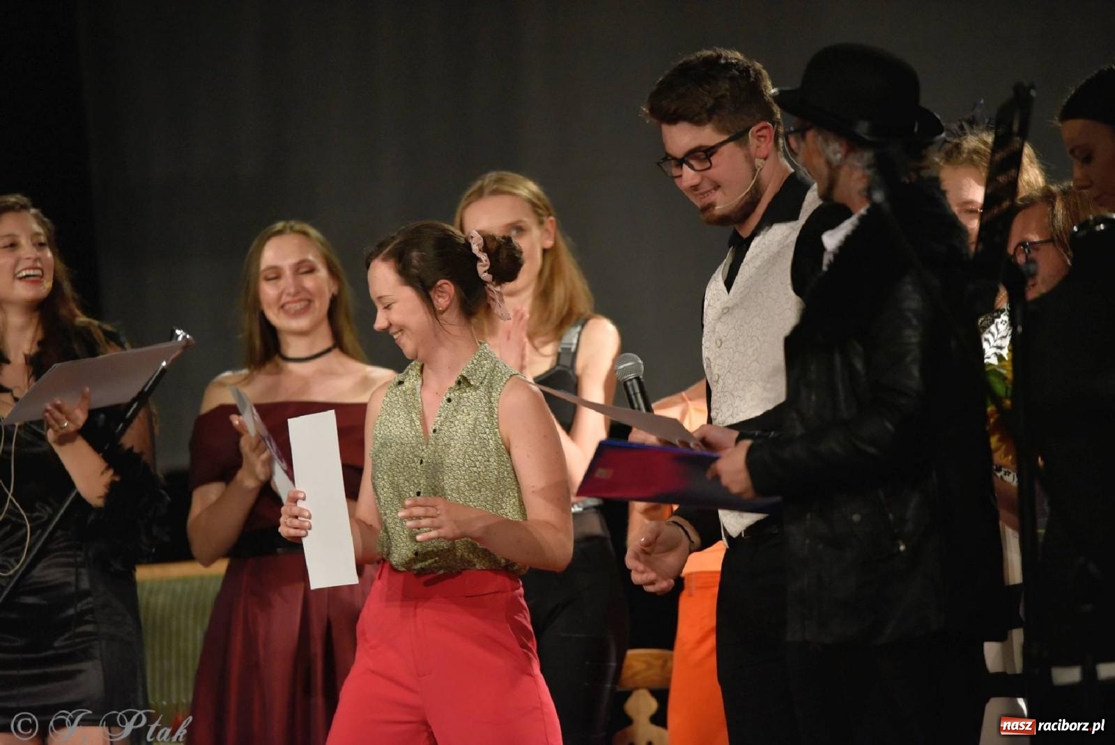 Zdjęcie w galerii na portalu naszraciborz.pl: Urodziny Irrealisu na deskach Strzechy [FOTOREPORTAŻ] wiadomości z regionu