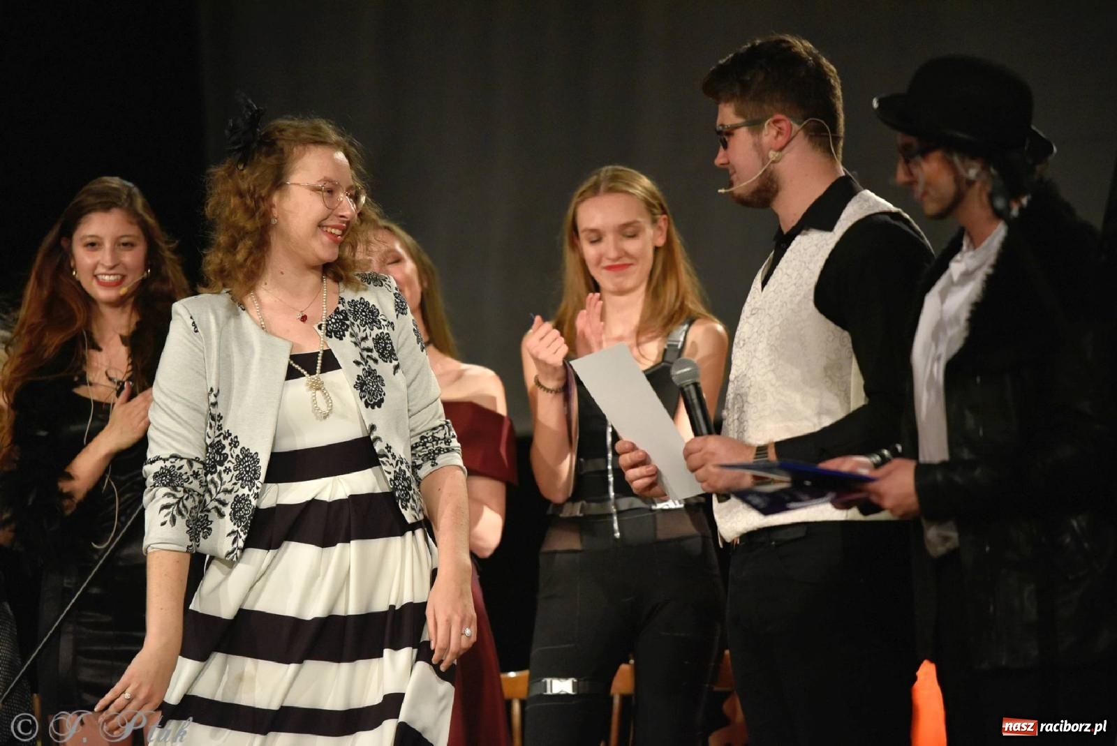 Zdjęcie w galerii na portalu naszraciborz.pl: Urodziny Irrealisu na deskach Strzechy [FOTOREPORTAŻ] wiadomości z regionu