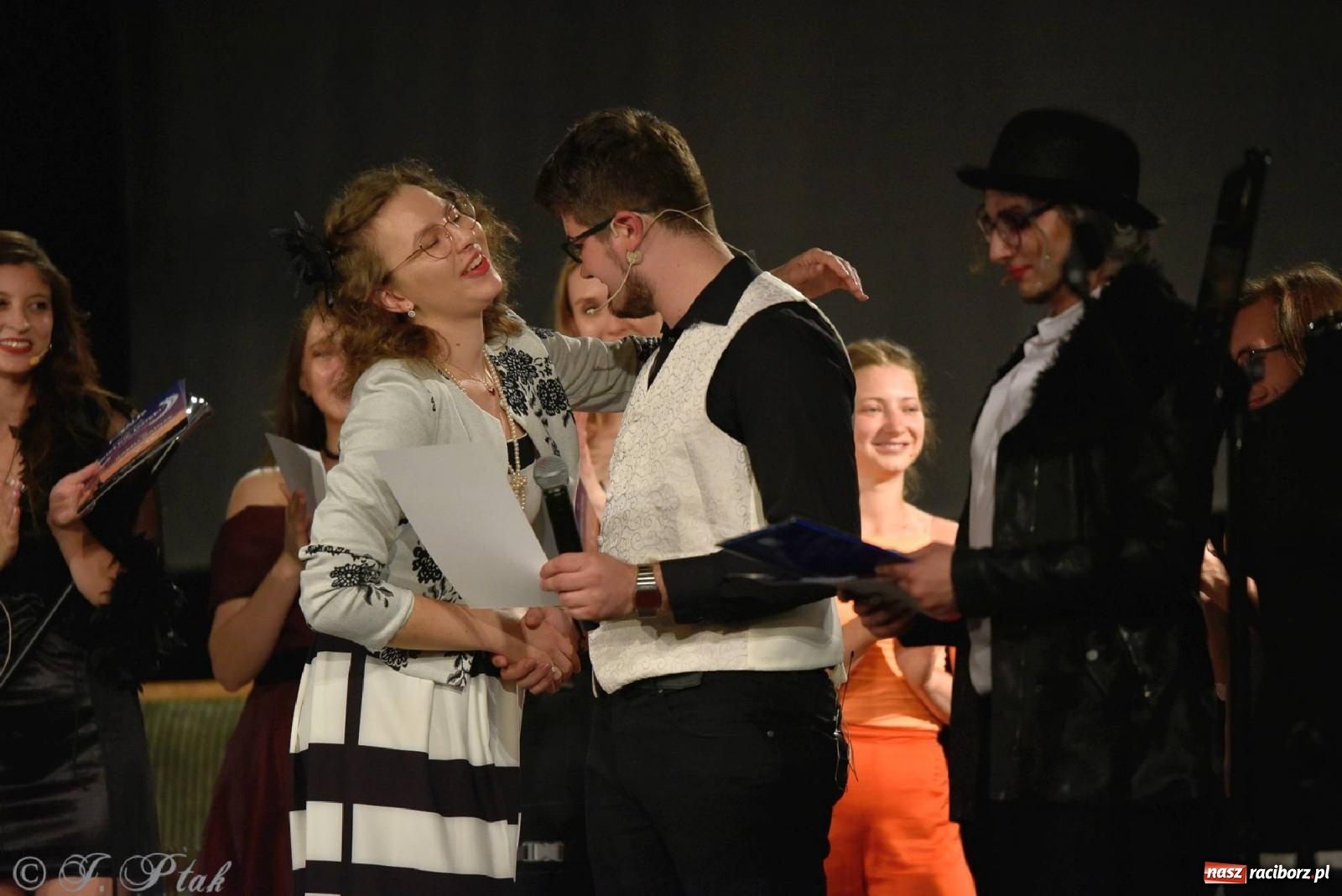 Zdjęcie w galerii na portalu naszraciborz.pl: Urodziny Irrealisu na deskach Strzechy [FOTOREPORTAŻ] wiadomości z regionu