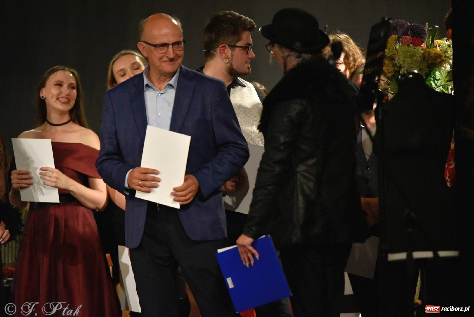 Zdjęcie w galerii na portalu naszraciborz.pl: Urodziny Irrealisu na deskach Strzechy [FOTOREPORTAŻ] wiadomości z regionu