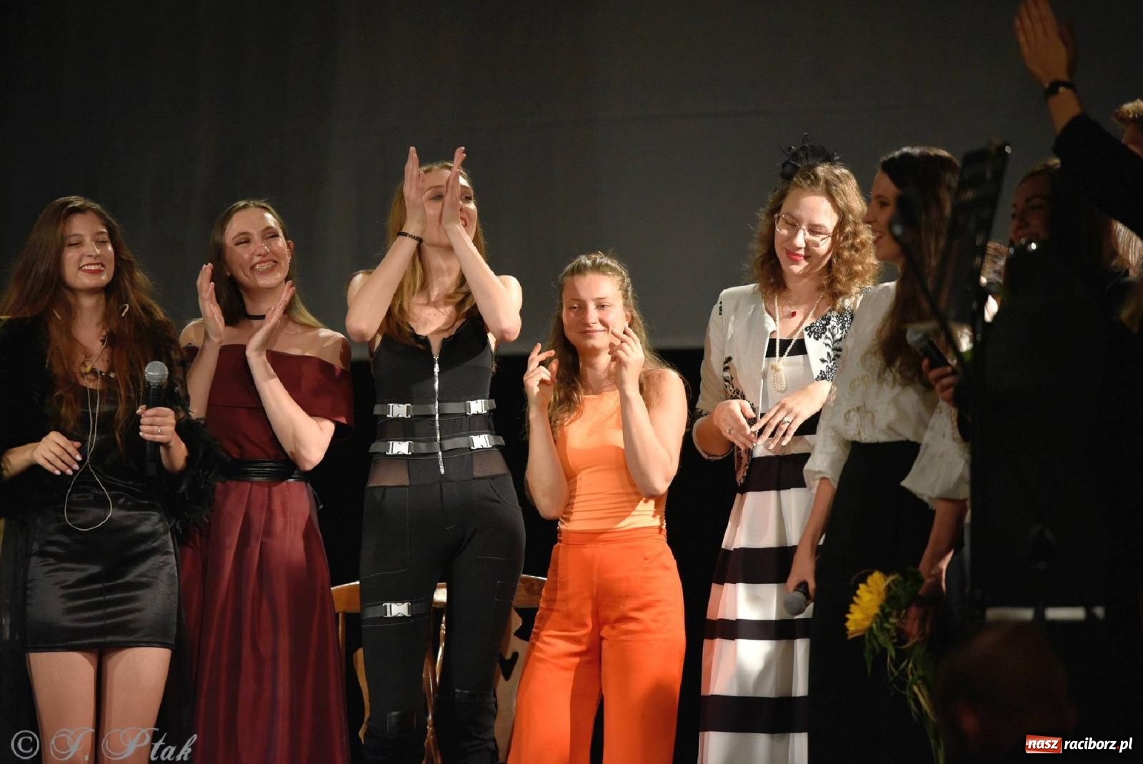 Zdjęcie w galerii na portalu naszraciborz.pl: Urodziny Irrealisu na deskach Strzechy [FOTOREPORTAŻ] wiadomości z regionu