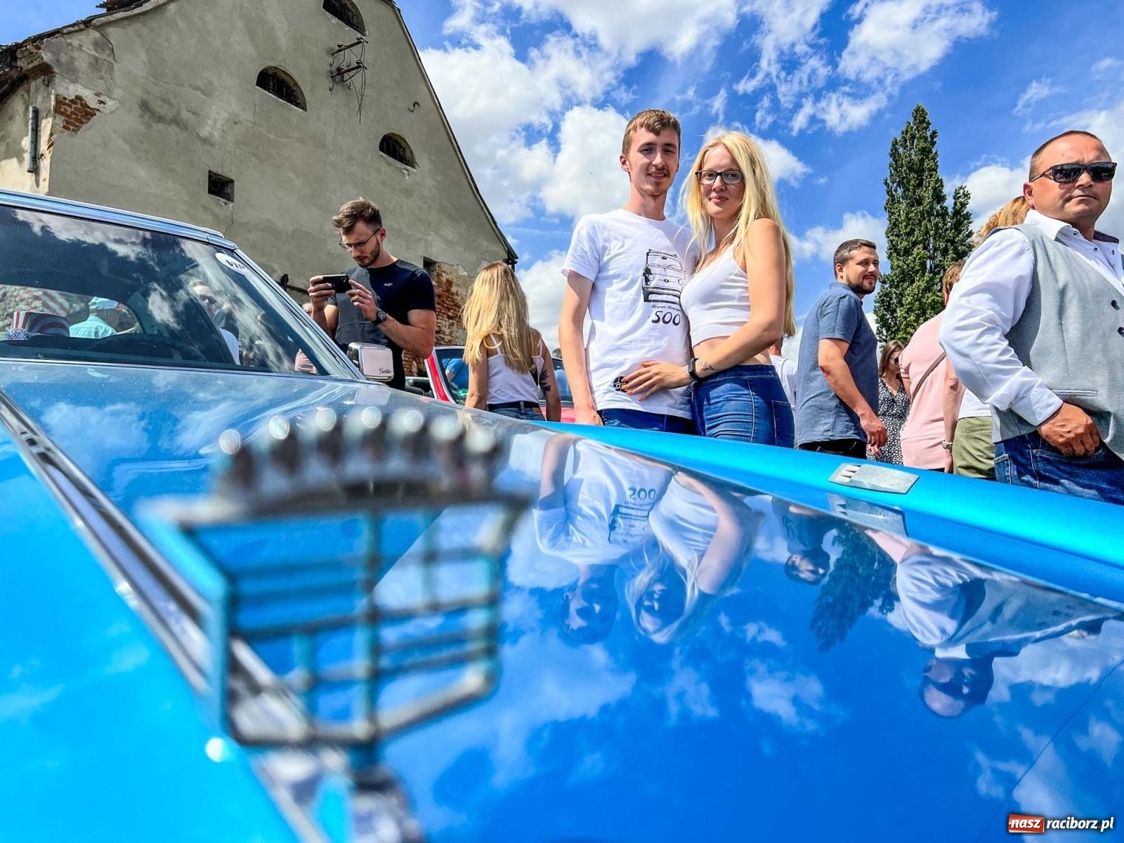 Zdjęcie w galerii na portalu naszraciborz.pl: Frekwencja przerosła najśmielsze oczekiwania - oldtimery zjechały do Sławikowa [FOTO i WIDEO] wiadomości z regionu