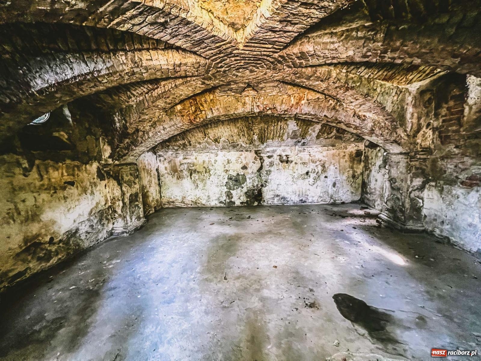 Zdjęcie w galerii na portalu naszraciborz.pl: Tajemnice mauzoleum rodziny von Eickstedt [FOTO i WIDEO] wiadomości z regionu