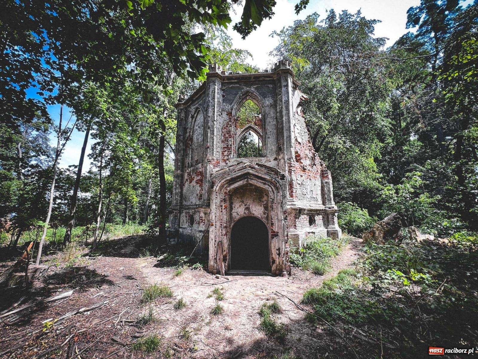 Zdjęcie w galerii na portalu naszraciborz.pl: Tajemnice mauzoleum rodziny von Eickstedt [FOTO i WIDEO] wiadomości z regionu