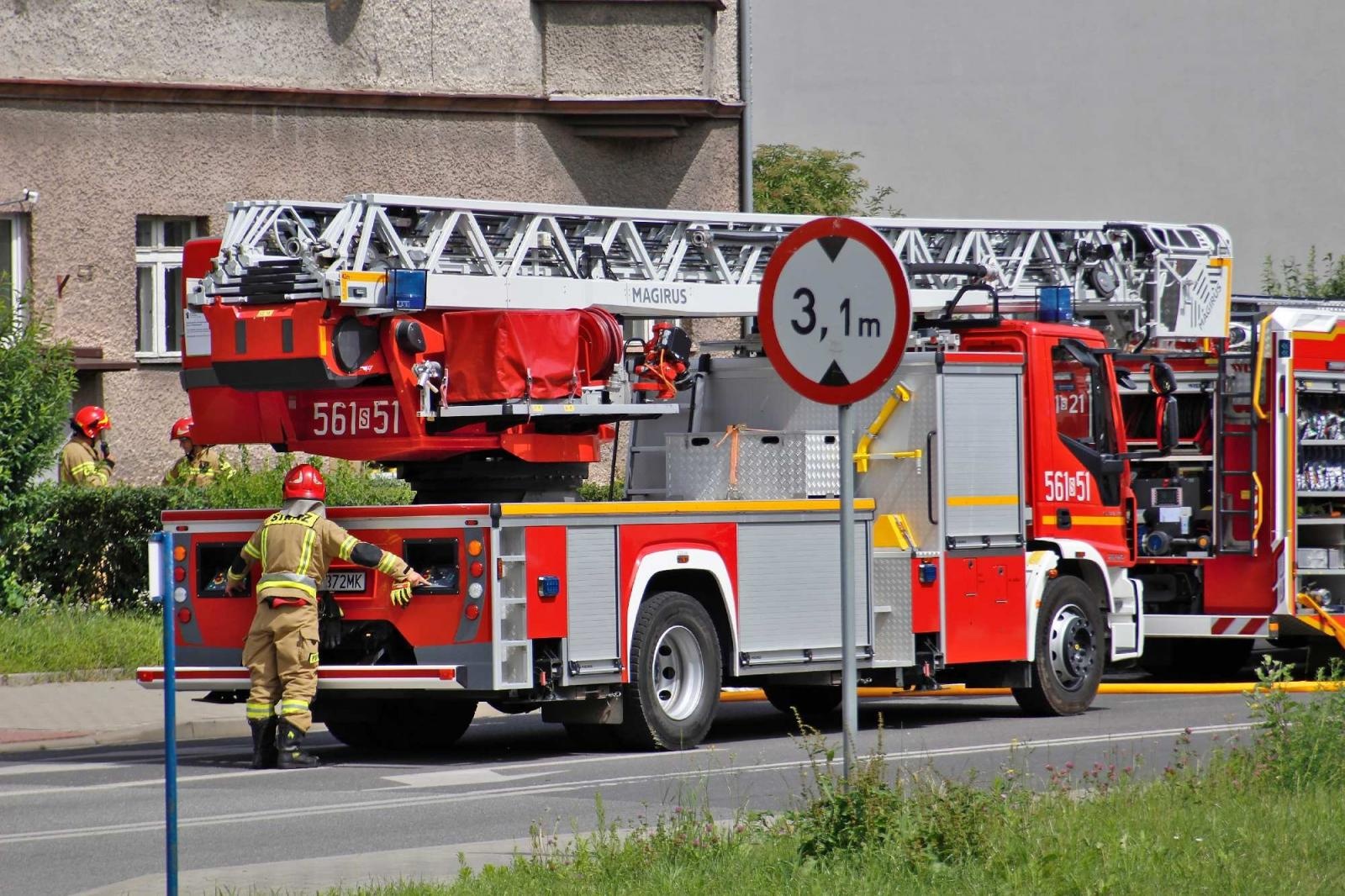 Zdjęcie w galerii na portalu naszraciborz.pl: Pożar w mieszkaniu przy ulicy Eichendorffa [FOTO] wiadomości z regionu