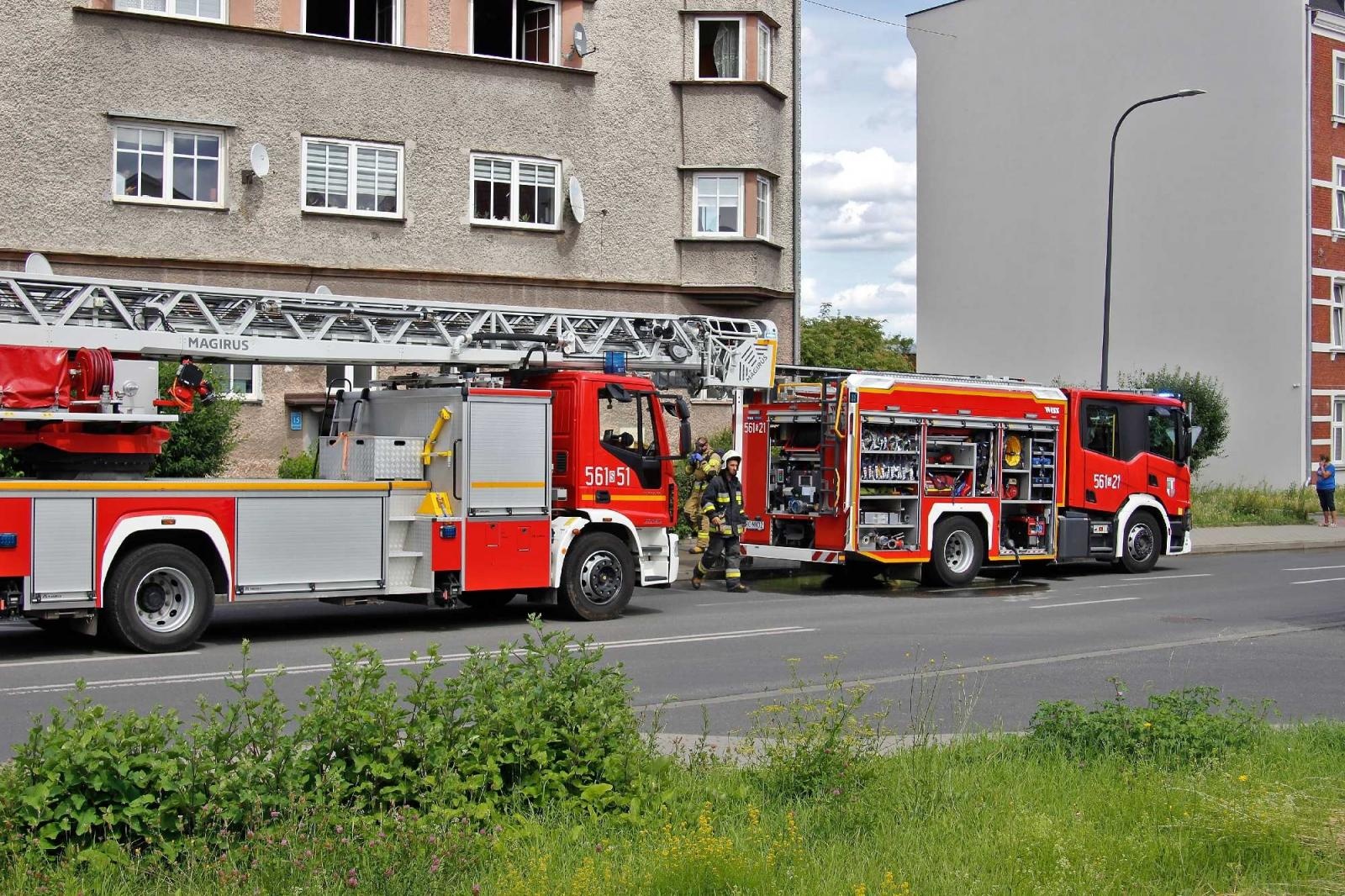 Zdjęcie w galerii na portalu naszraciborz.pl: Pożar w mieszkaniu przy ulicy Eichendorffa [FOTO] wiadomości z regionu