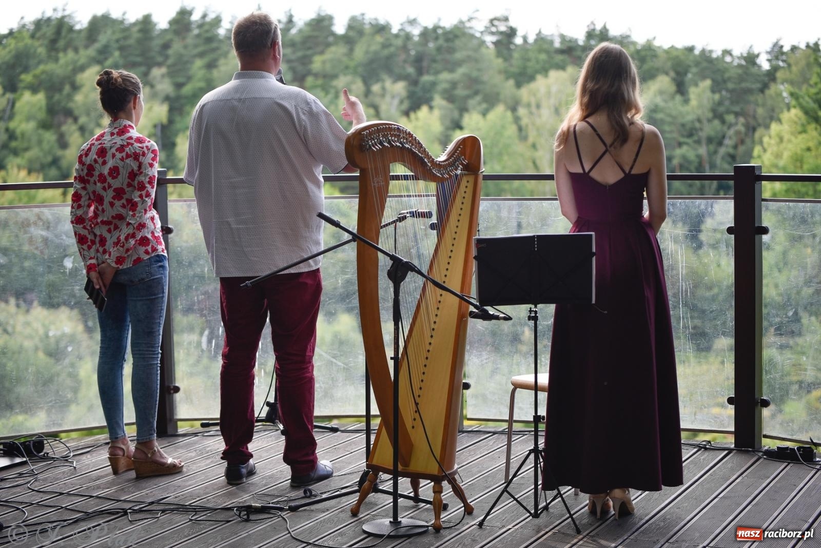 Zdjęcie w galerii na portalu naszraciborz.pl: Justyna Sasnal zaczarowała słuchaczy muzyką na harfie [FOTO i WIDEO] wiadomości z regionu