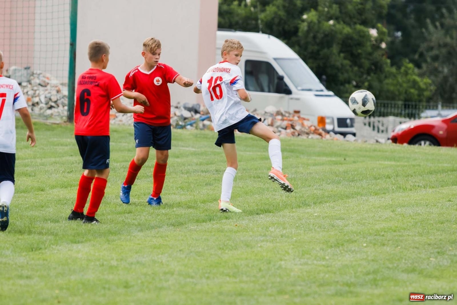 Zdjęcie w galerii na portalu naszraciborz.pl: Trzeci dzień festynu sportowego w Krzanowicach wiadomości z regionu