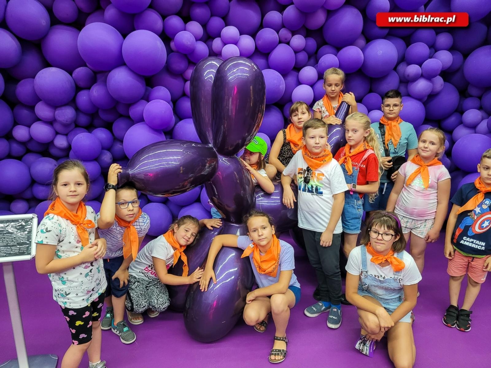Zdjęcie w galerii na portalu naszraciborz.pl: 3 tydzień lata z biblioteką - baśnie ukraińskie i muzeum koloru wiadomości z regionu