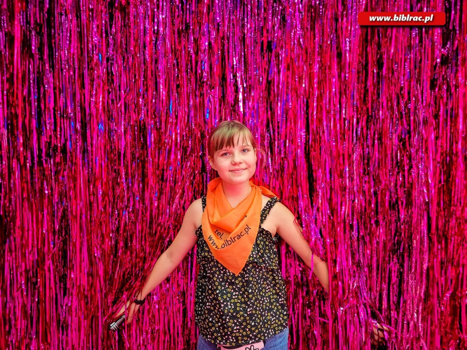 Zdjęcie w galerii na portalu naszraciborz.pl: 3 tydzień lata z biblioteką - baśnie ukraińskie i muzeum koloru wiadomości z regionu