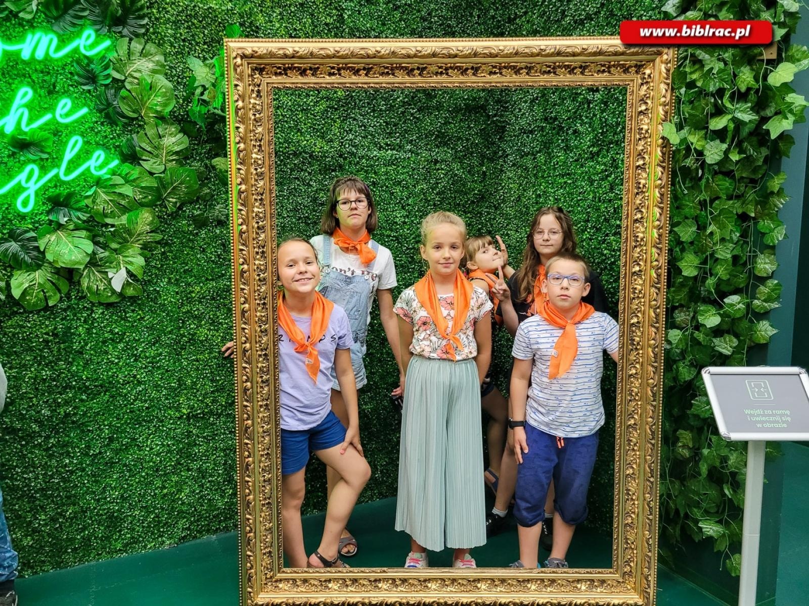 Zdjęcie w galerii na portalu naszraciborz.pl: 3 tydzień lata z biblioteką - baśnie ukraińskie i muzeum koloru wiadomości z regionu