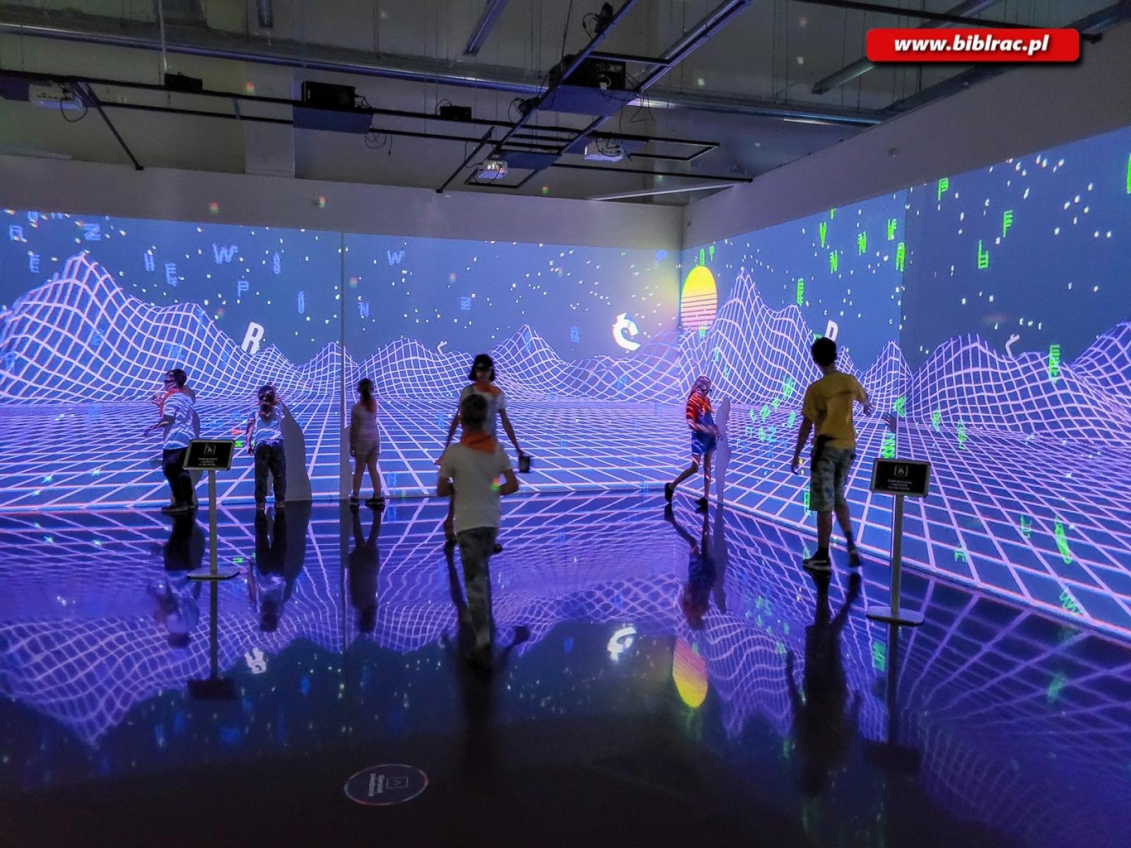 Zdjęcie w galerii na portalu naszraciborz.pl: 3 tydzień lata z biblioteką - baśnie ukraińskie i muzeum koloru wiadomości z regionu