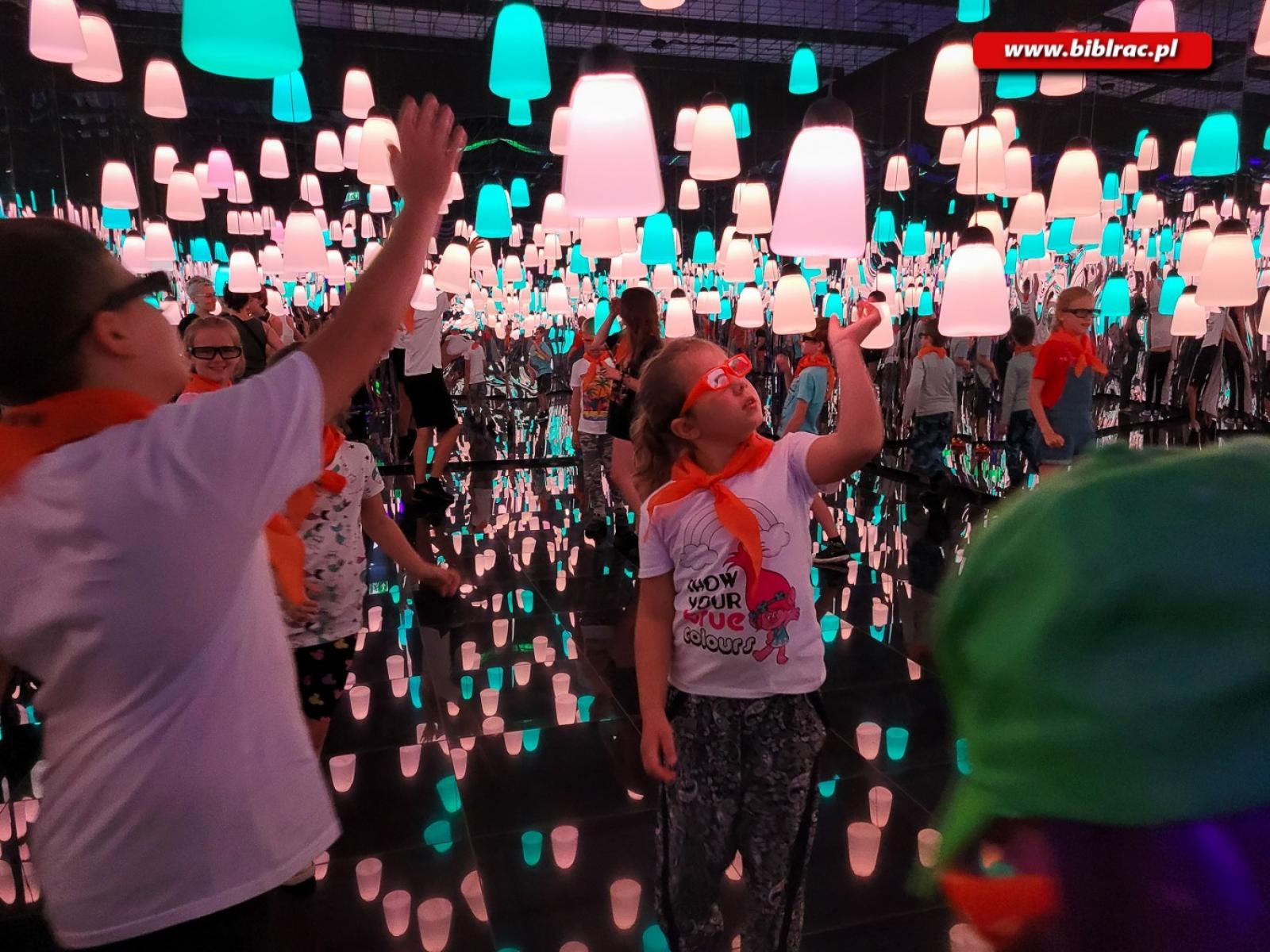 Zdjęcie w galerii na portalu naszraciborz.pl: 3 tydzień lata z biblioteką - baśnie ukraińskie i muzeum koloru wiadomości z regionu