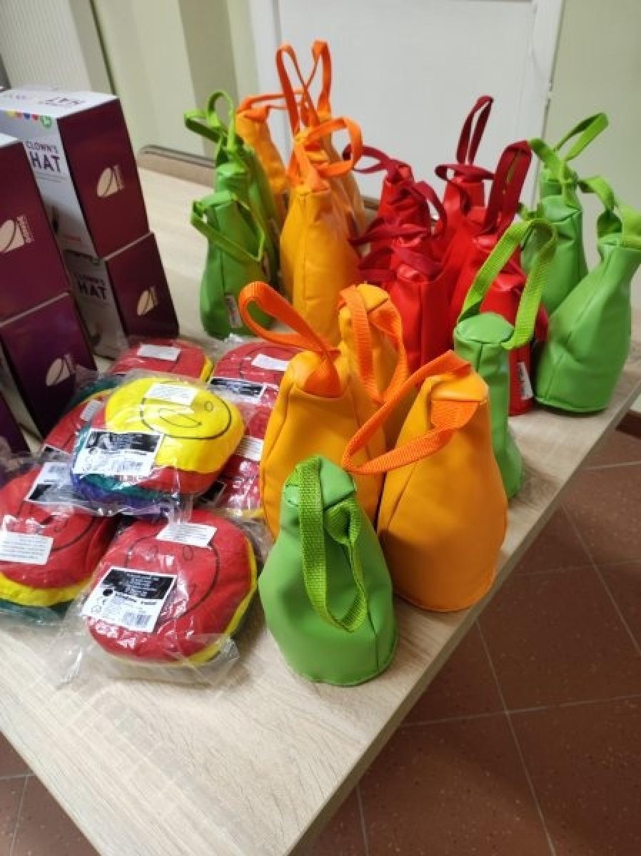 Zdjęcie w galerii na portalu naszraciborz.pl: Raciborskie szkoły otrzymały sprzęt sportowy od Gaz-Systemu wiadomości z regionu