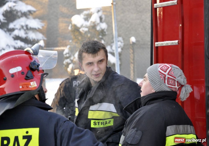 Zdjęcie w galerii na portalu naszraciborz.pl: Pożar domu w Brzeziu. Paliły się szmaty wiadomości z regionu