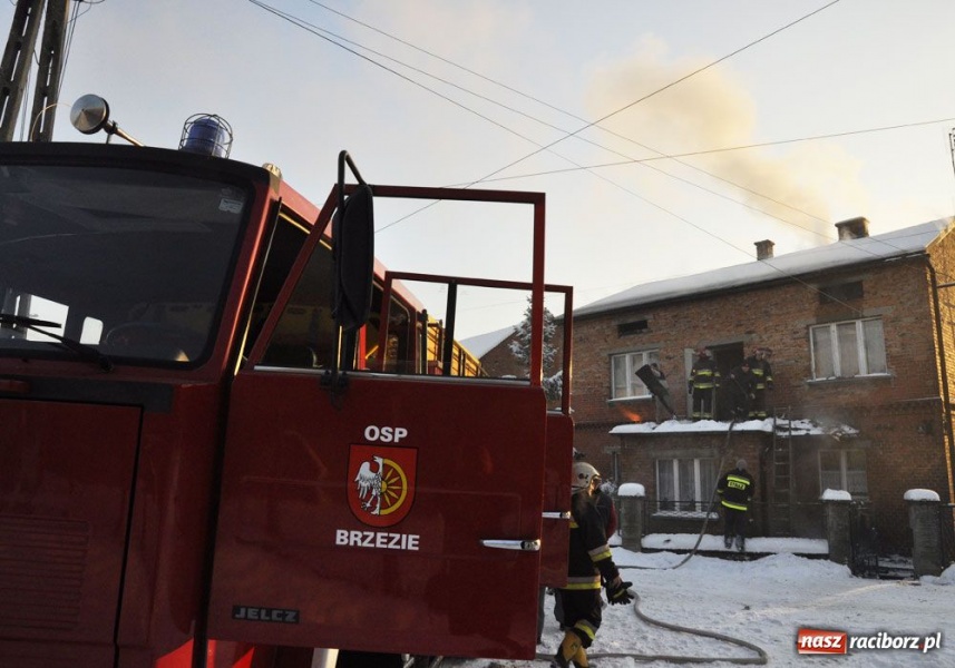 Zdjęcie w galerii na portalu naszraciborz.pl: Pożar domu w Brzeziu. Paliły się szmaty wiadomości z regionu