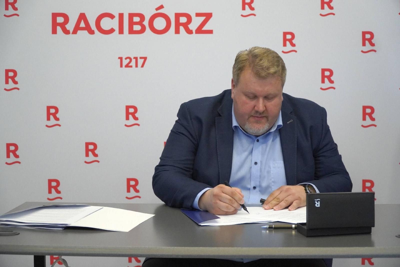 Zdjęcie w galerii na portalu naszraciborz.pl: W Raciborzu powstał klaster energii. Cel to niższe rachunki za prąd wiadomości z regionu
